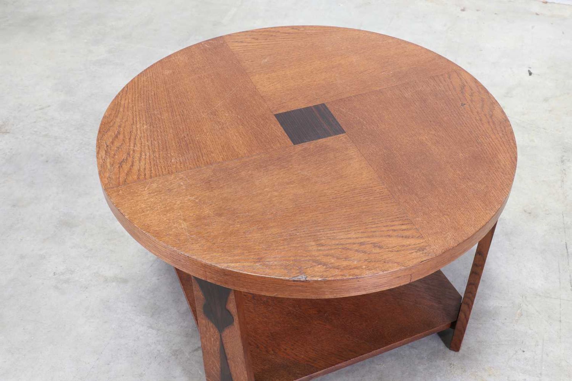 An oak centre table, - Bild 2 aus 2