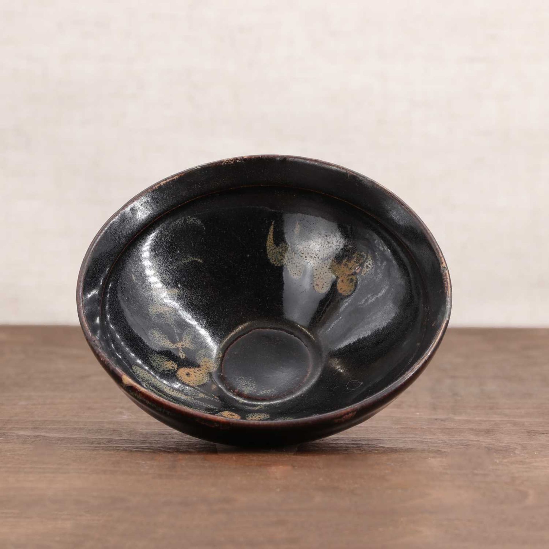 A Chinese Jizhou ware tea bowl, - Image 5 of 5