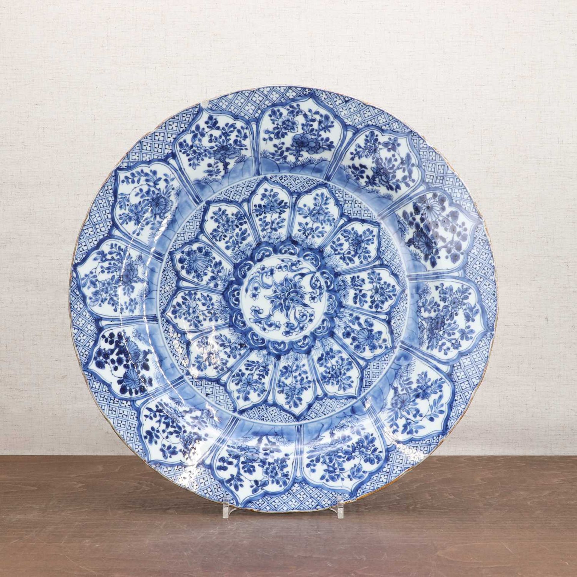 A Chinese blue and white charger,