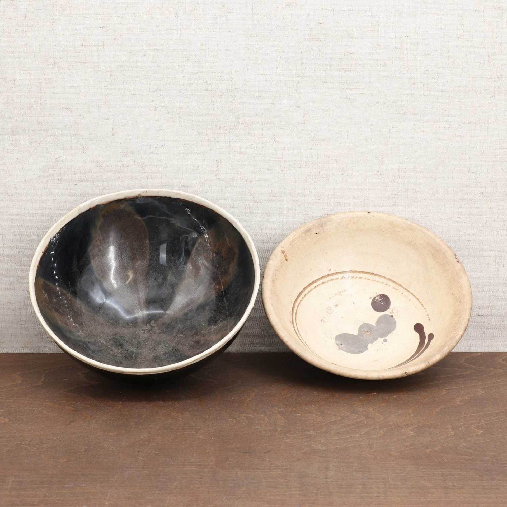 A Chinese Cizhou ware bowl, - Bild 4 aus 5