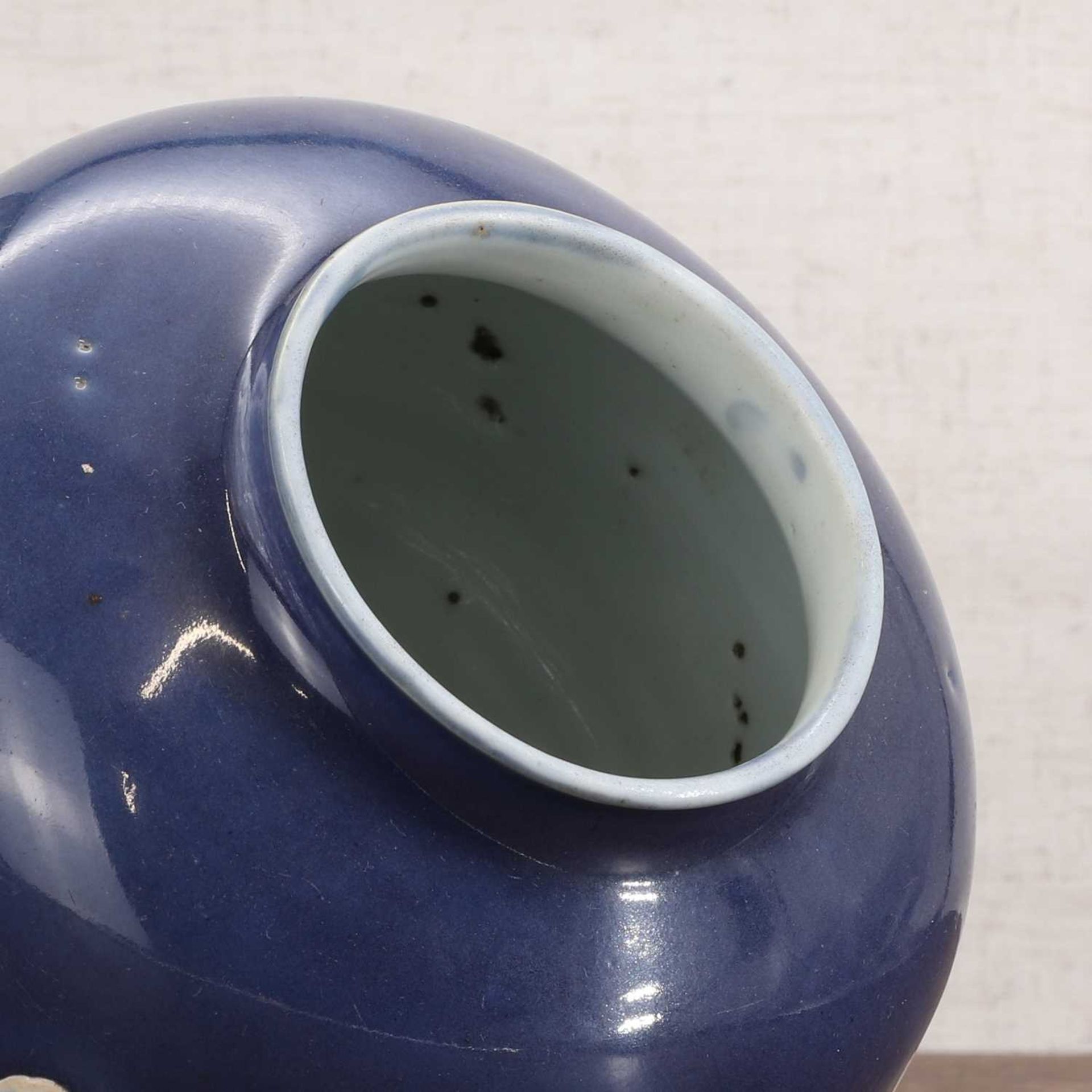 A Chinese blue-glazed jar, - Image 5 of 5