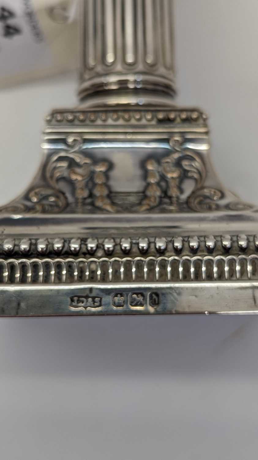 A pair of Victorian silver candlesticks - Image 7 of 24