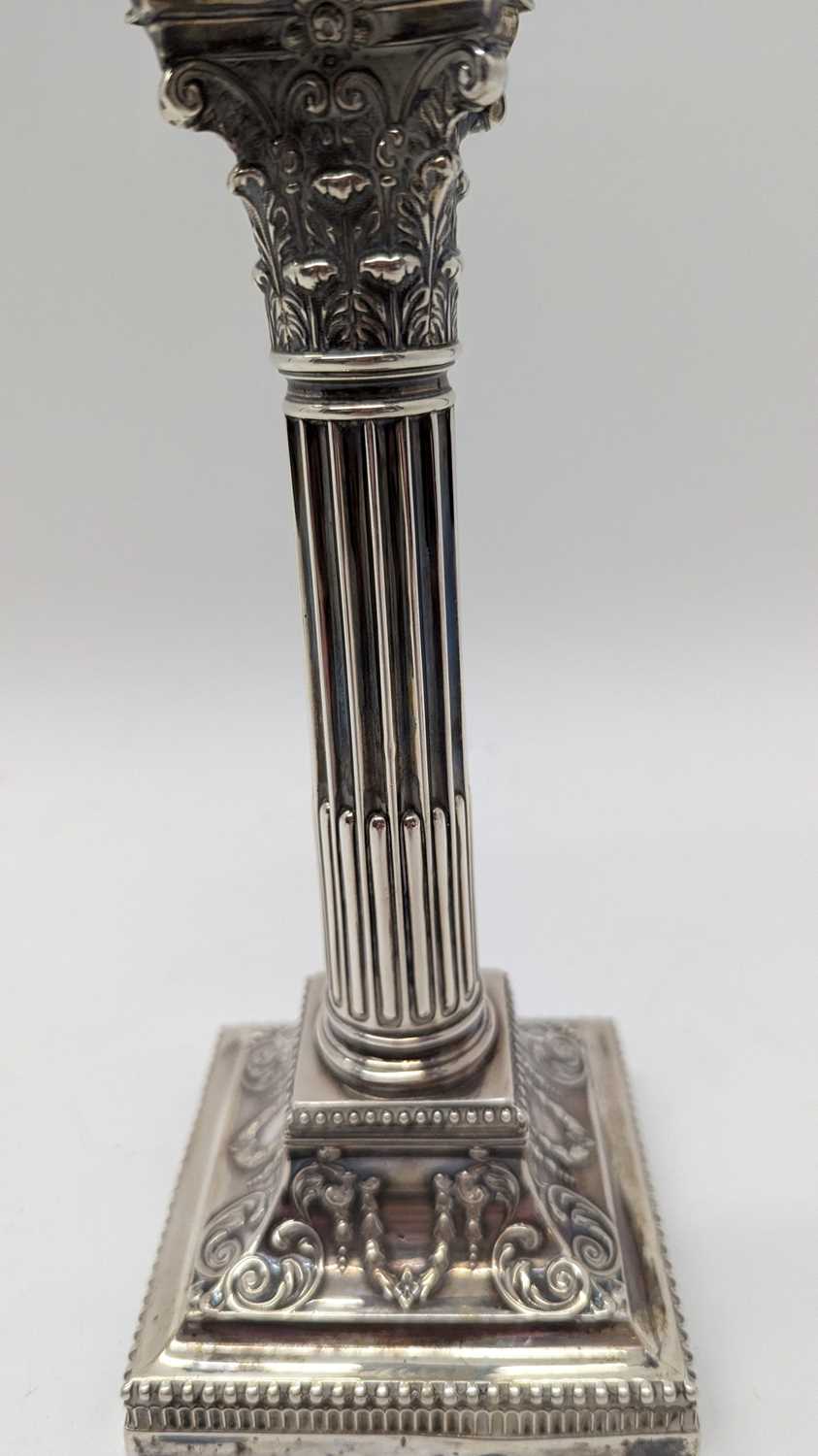 A pair of Victorian silver candlesticks - Image 15 of 24