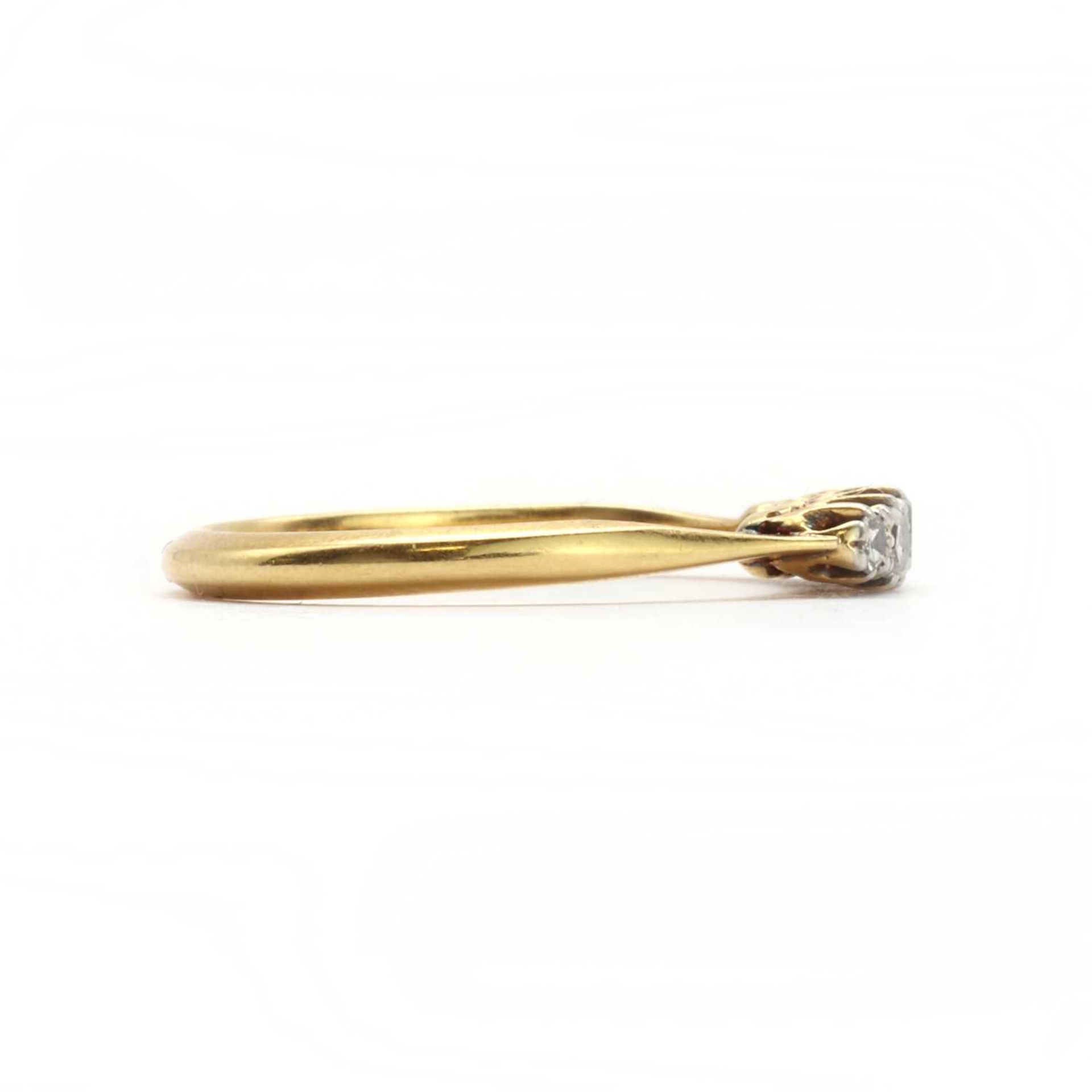 A gold five stone diamond ring, - Image 2 of 3
