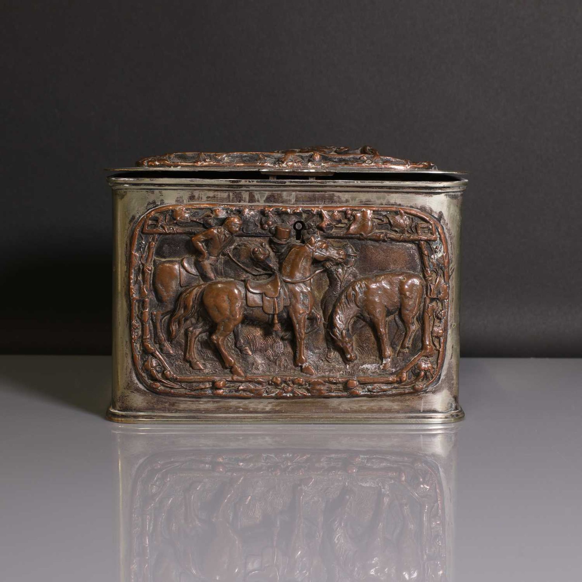 A silver-plated tea caddy - Bild 2 aus 7