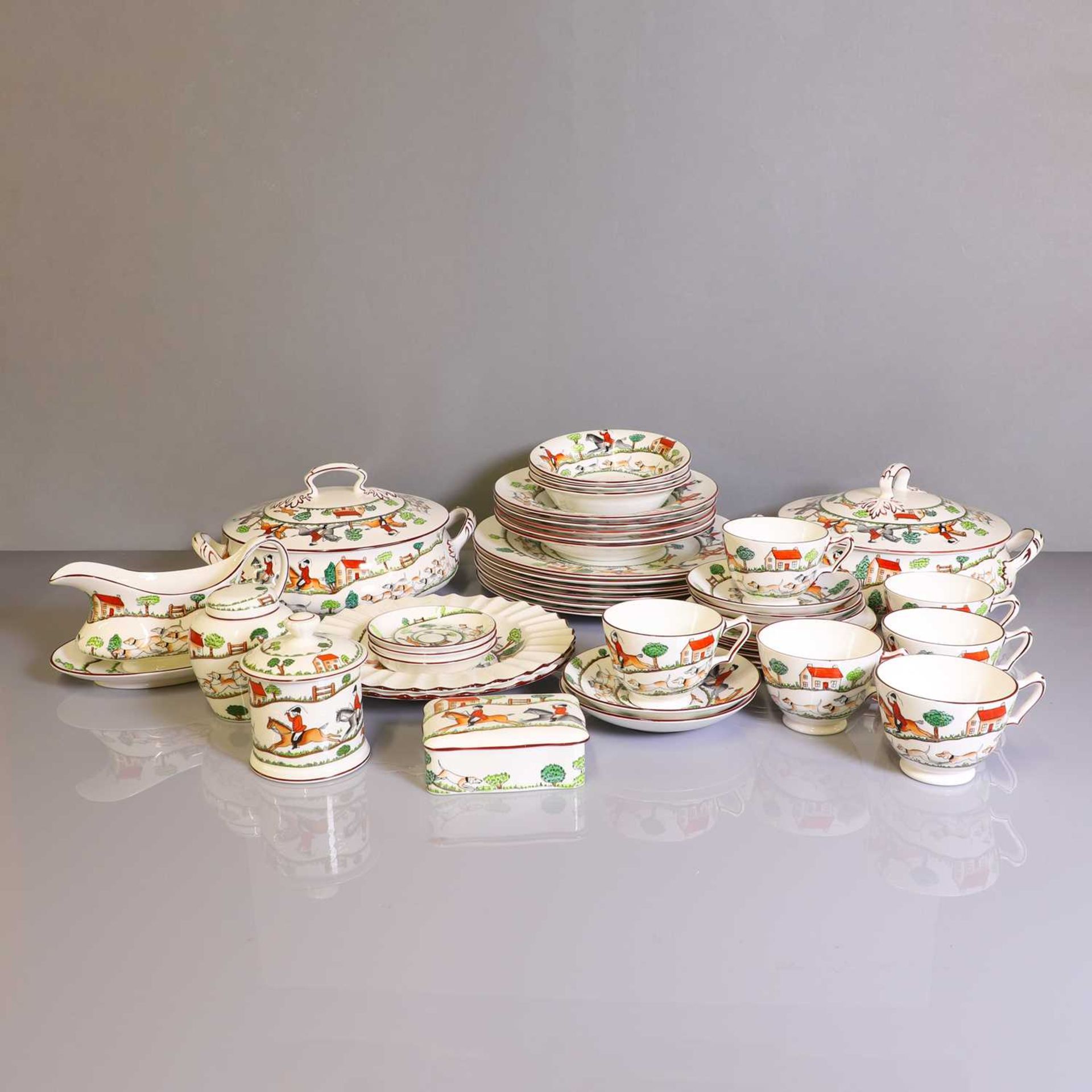 A Crown Staffordshire tea and dinner service, - Bild 5 aus 5