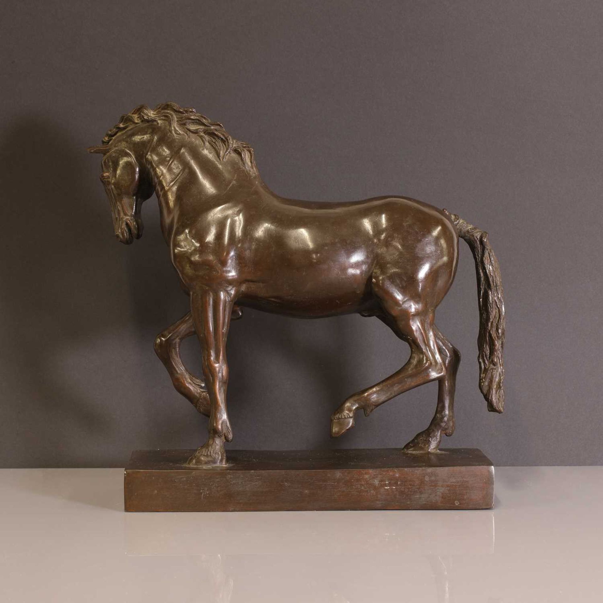 A figure of a horse - Image 4 of 13