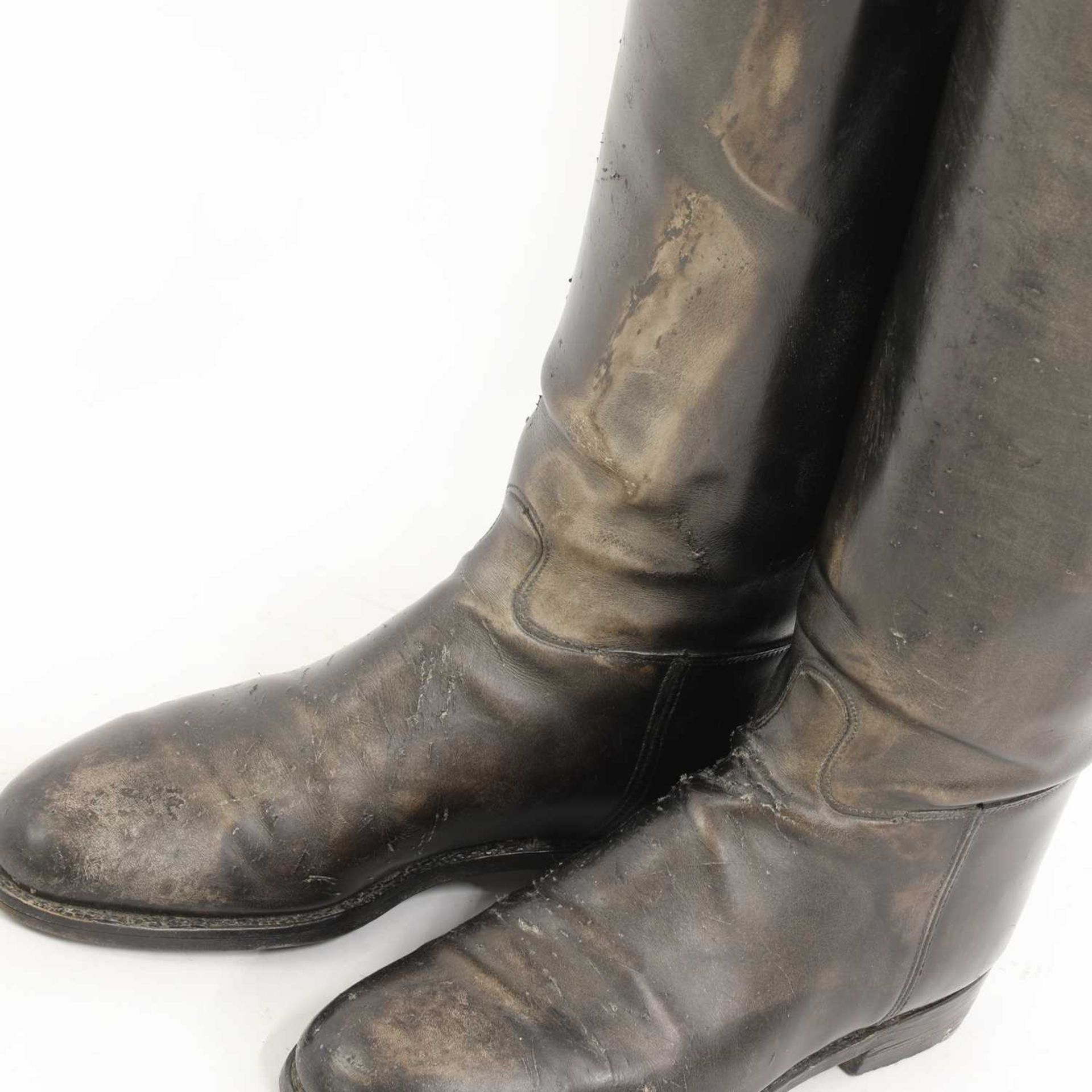 A pair of gentleman's black leather hunting boots - Bild 5 aus 5