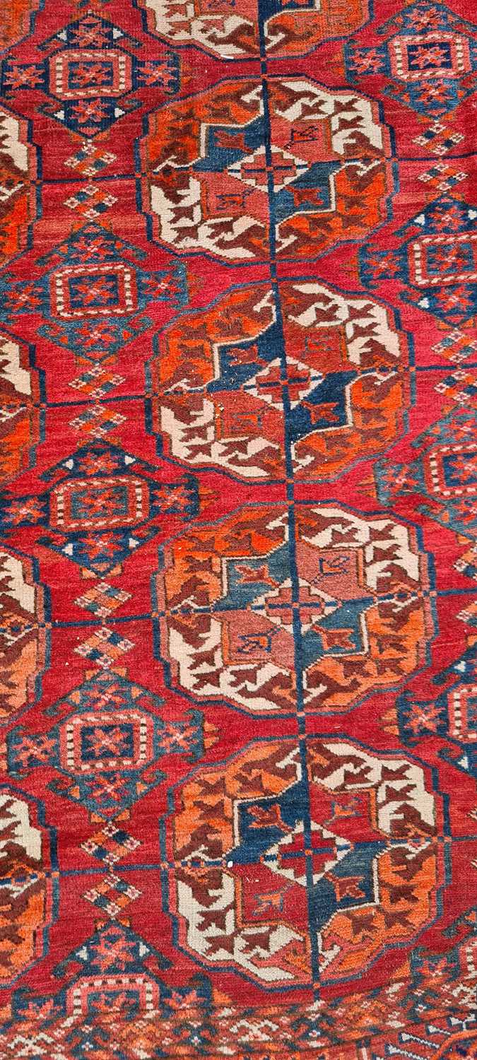 A Tekke Turkmen carpet - Image 14 of 46