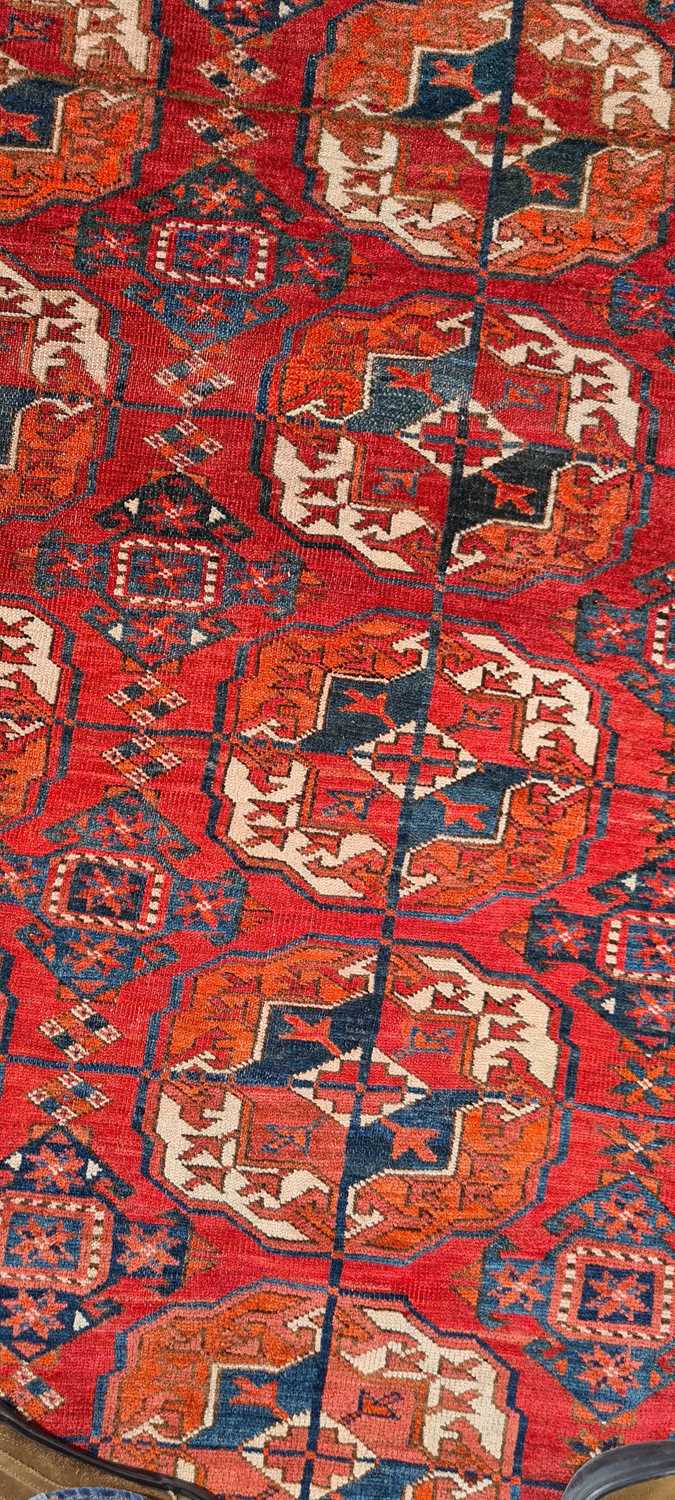 A Tekke Turkmen carpet - Image 17 of 46