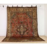 A Sarough carpet