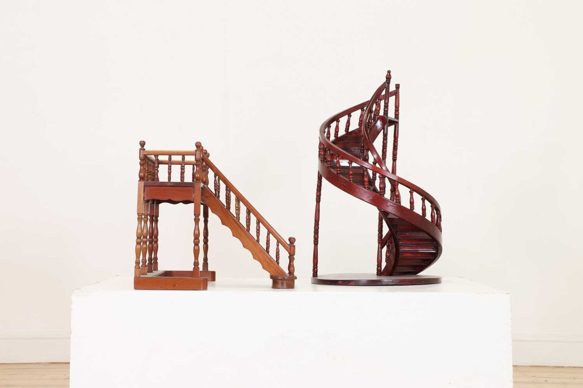 Two wooden architectural models of staircases, - Bild 2 aus 39