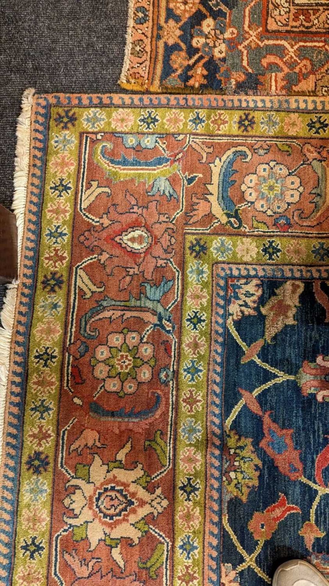 A Persian-style wool carpet, - Bild 8 aus 16