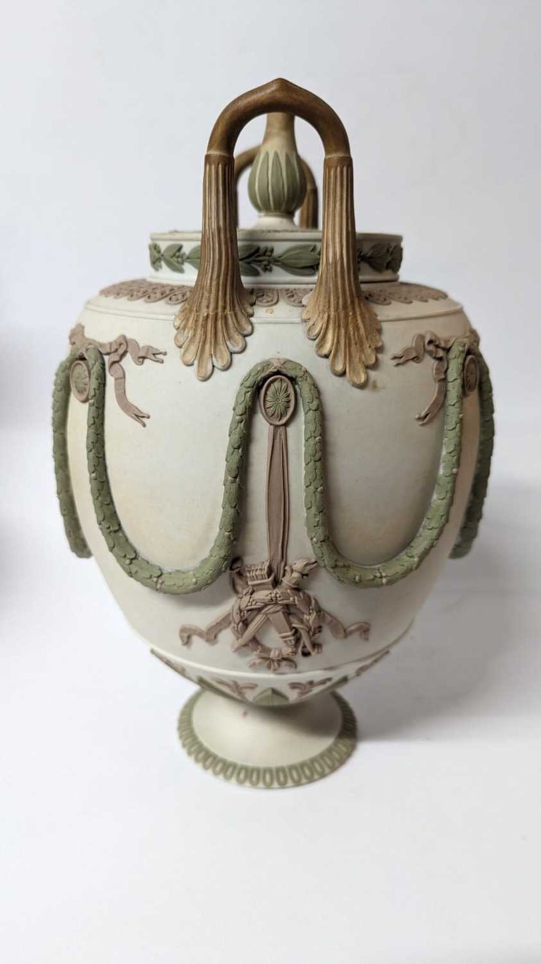 A pair of Wedgwood jasperware urns and covers, - Image 21 of 28