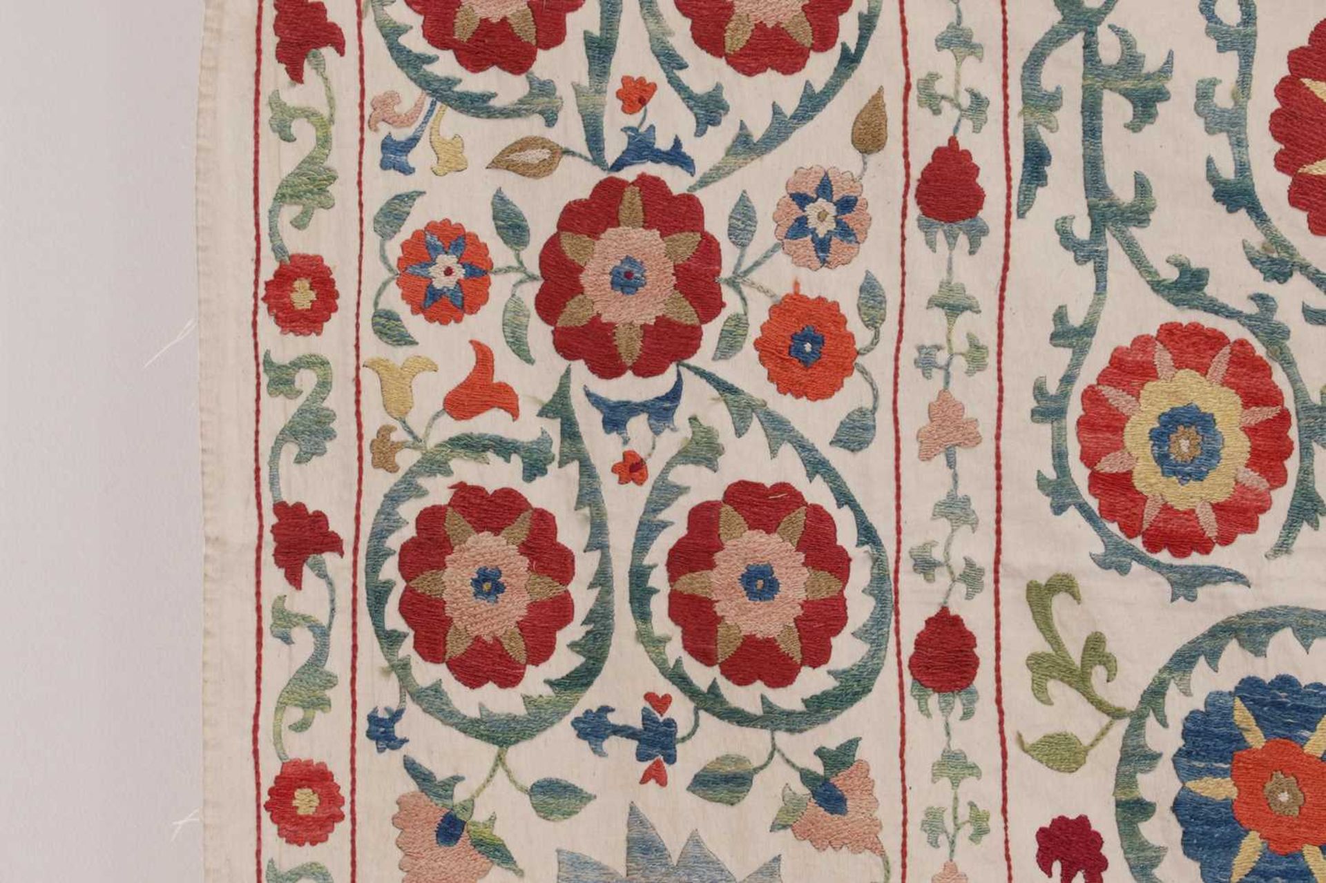 A suzani textile, - Image 2 of 6