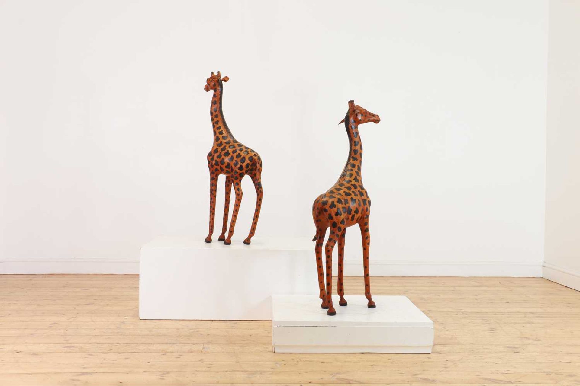 A pair of painted hide figures of giraffes, - Image 2 of 30