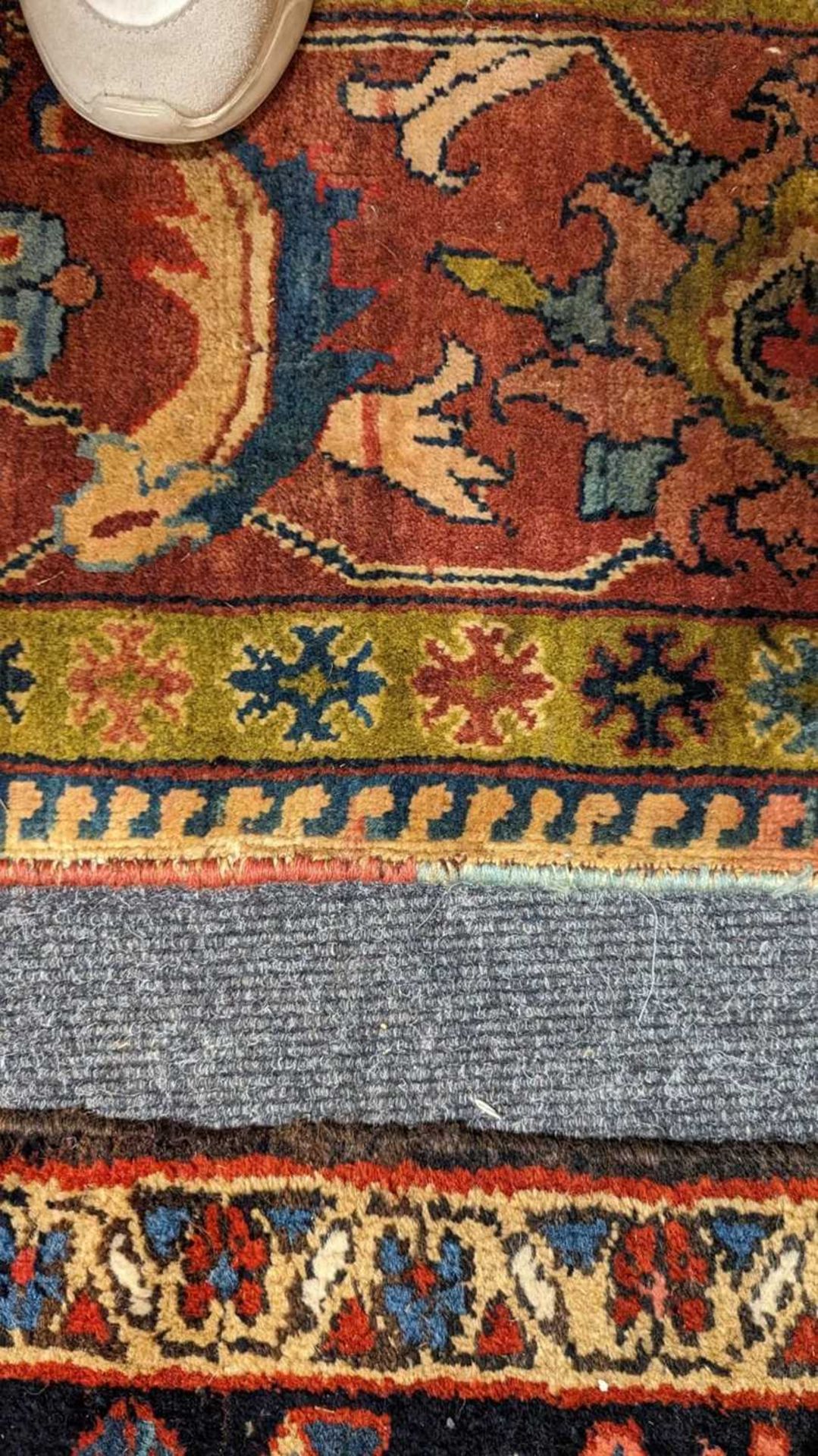 A Persian-style wool carpet, - Bild 13 aus 16