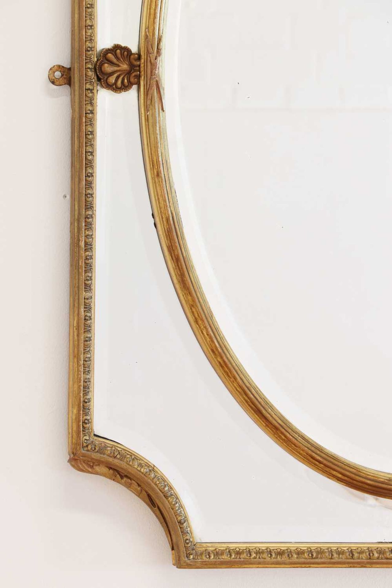 A Louis XVI-style giltwood and gesso mirror, - Bild 3 aus 6