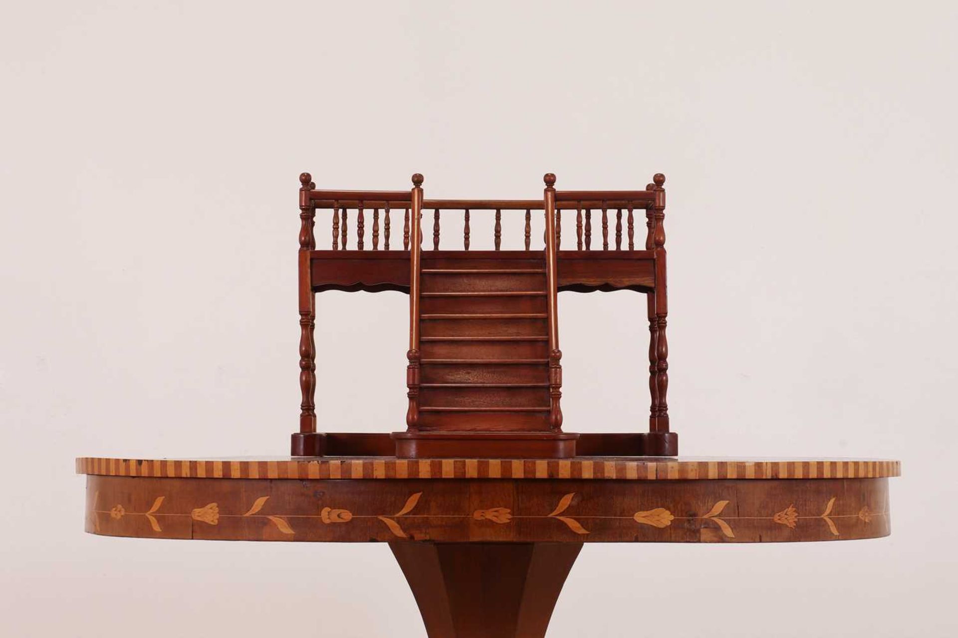 Two wooden architectural models of staircases, - Bild 8 aus 39