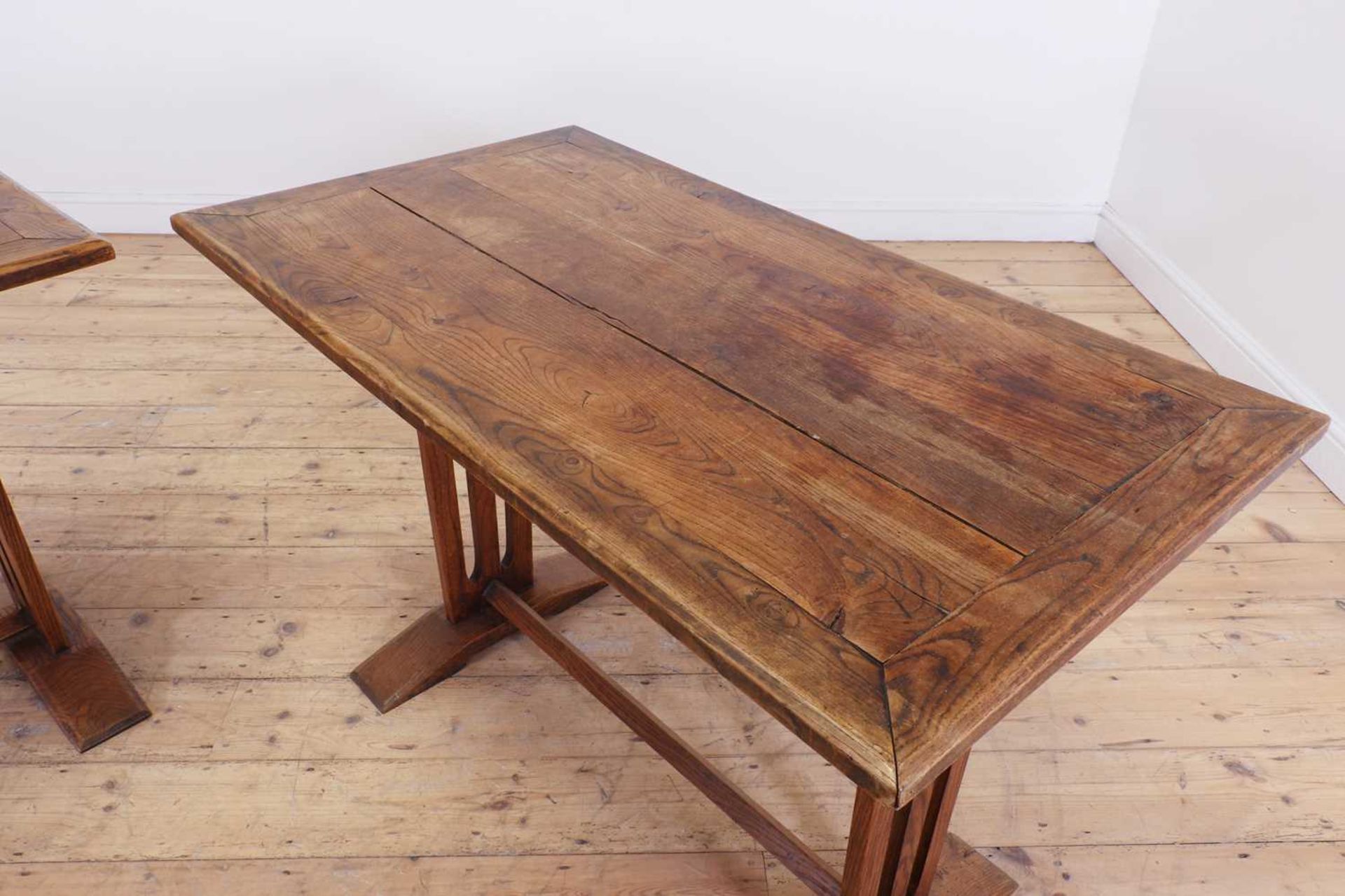 A pair of Arts and Crafts oak tables - Image 7 of 7