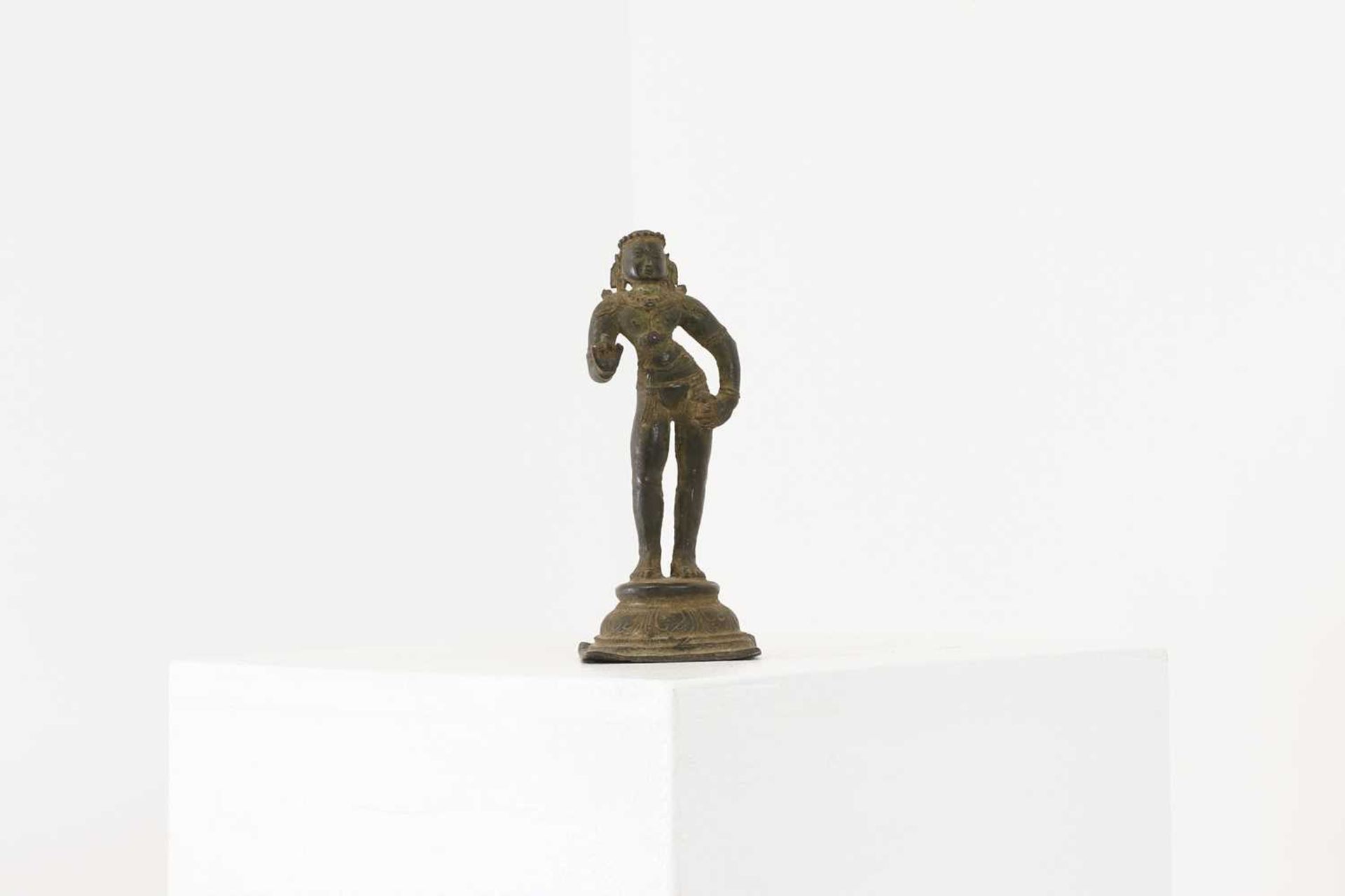 A bronze of a standing Nayanar,