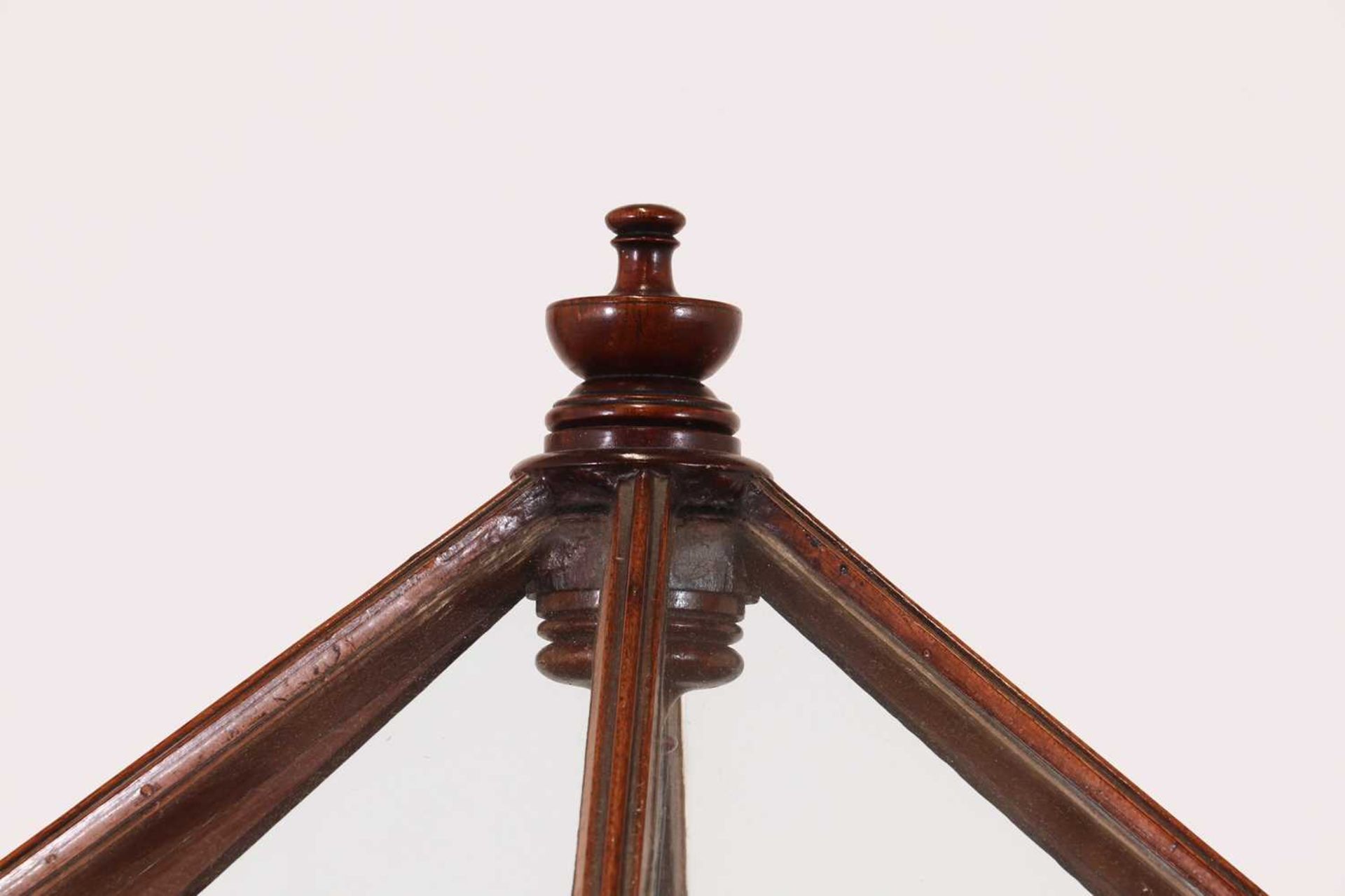 A mahogany bijouterie table, - Image 6 of 7