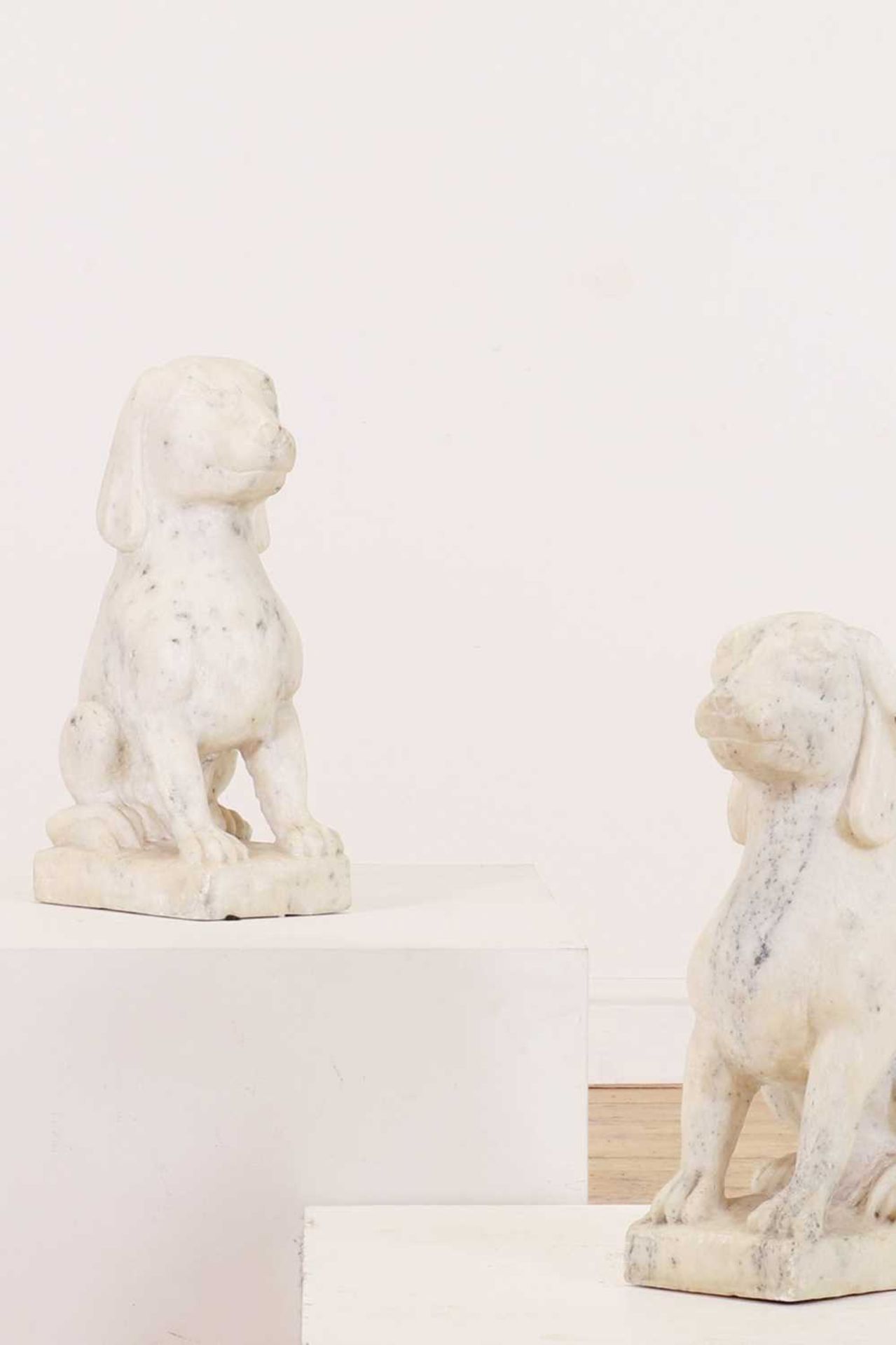 A pair of Carrara marble dogs, - Image 2 of 5