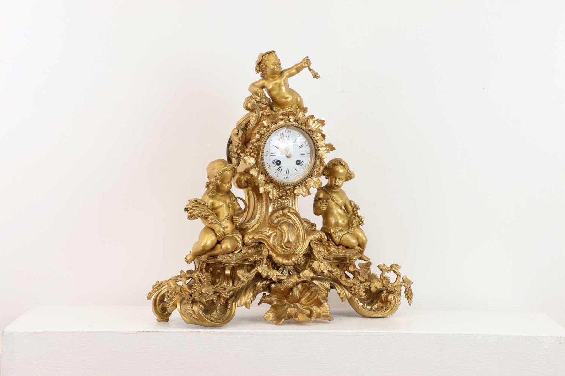 A gilt-bronze mantel clock, - Image 3 of 21