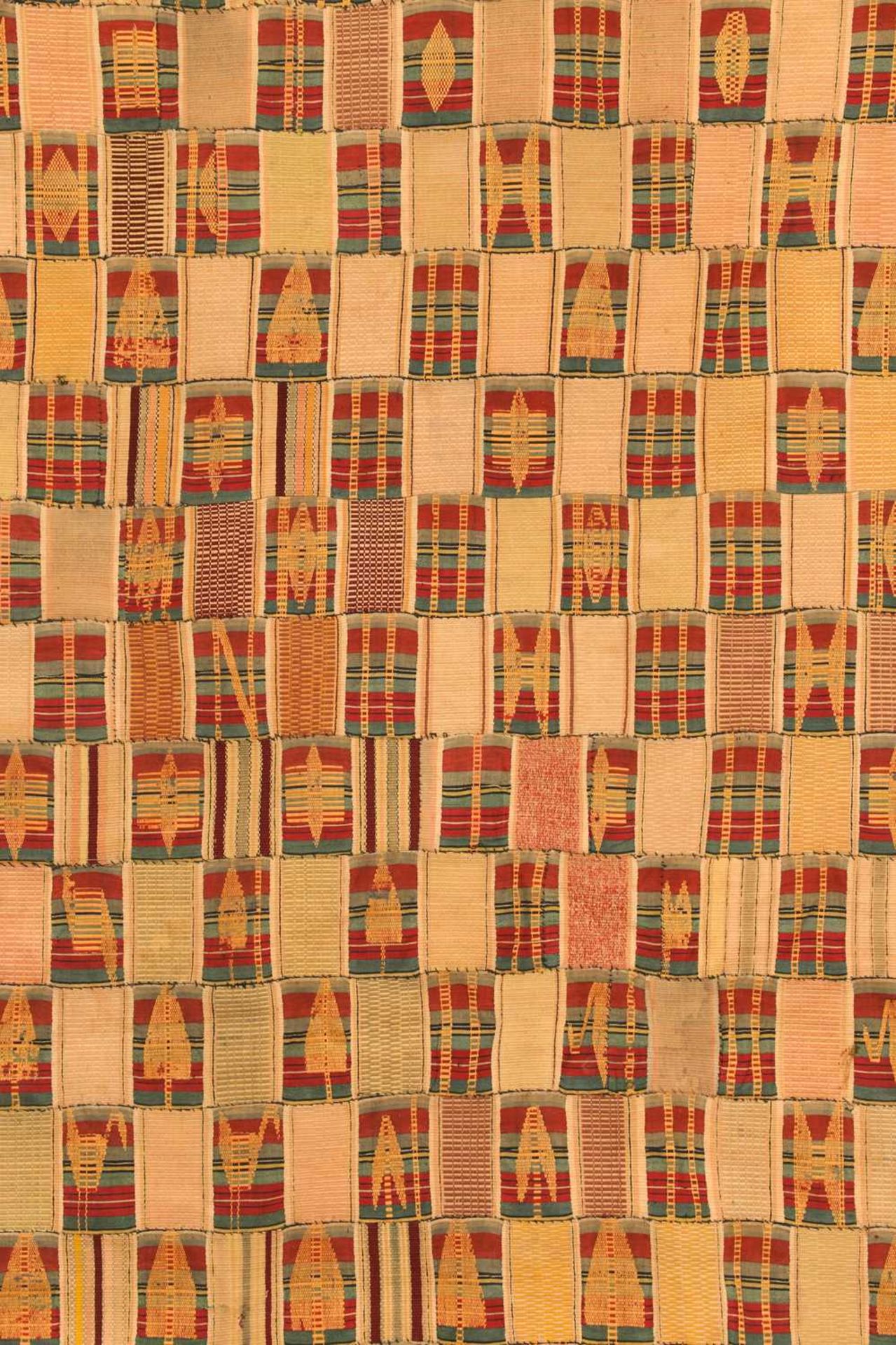 An Ewe kente cloth, - Image 5 of 5
