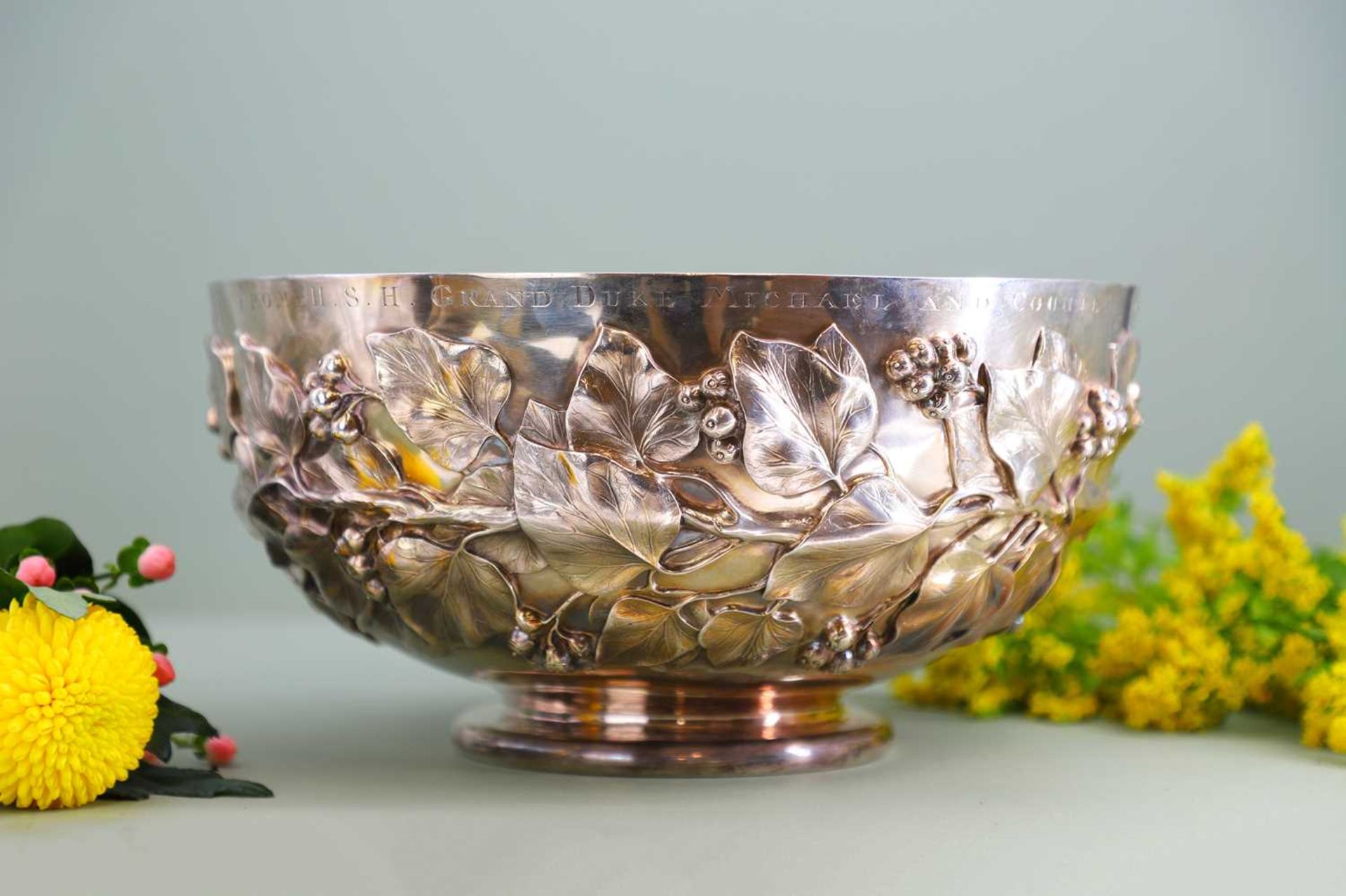 An early Victorian silver punchbowl, - Image 3 of 11