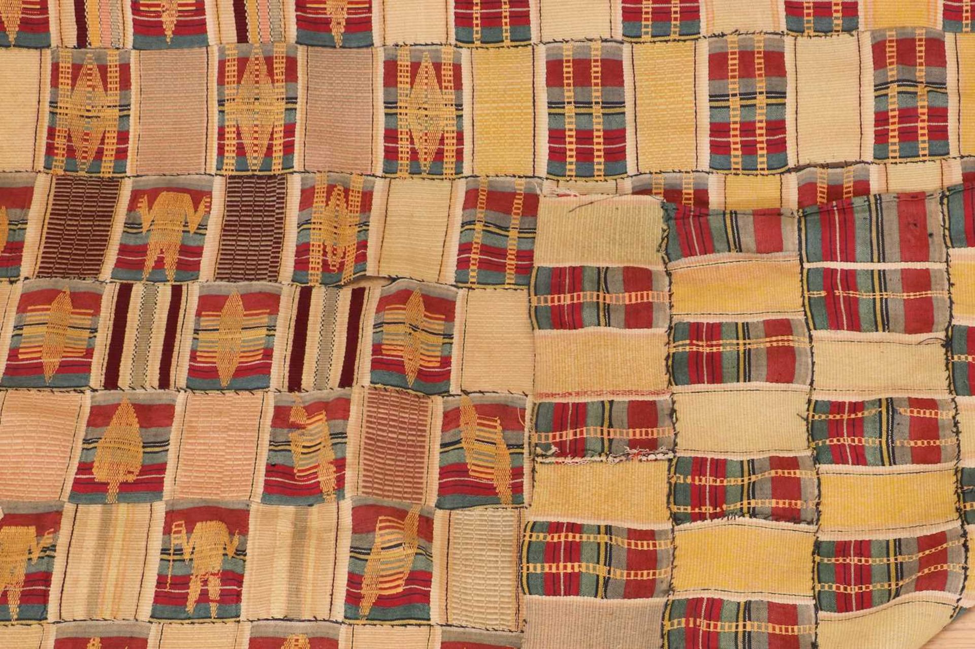 An Ewe kente cloth, - Image 3 of 5