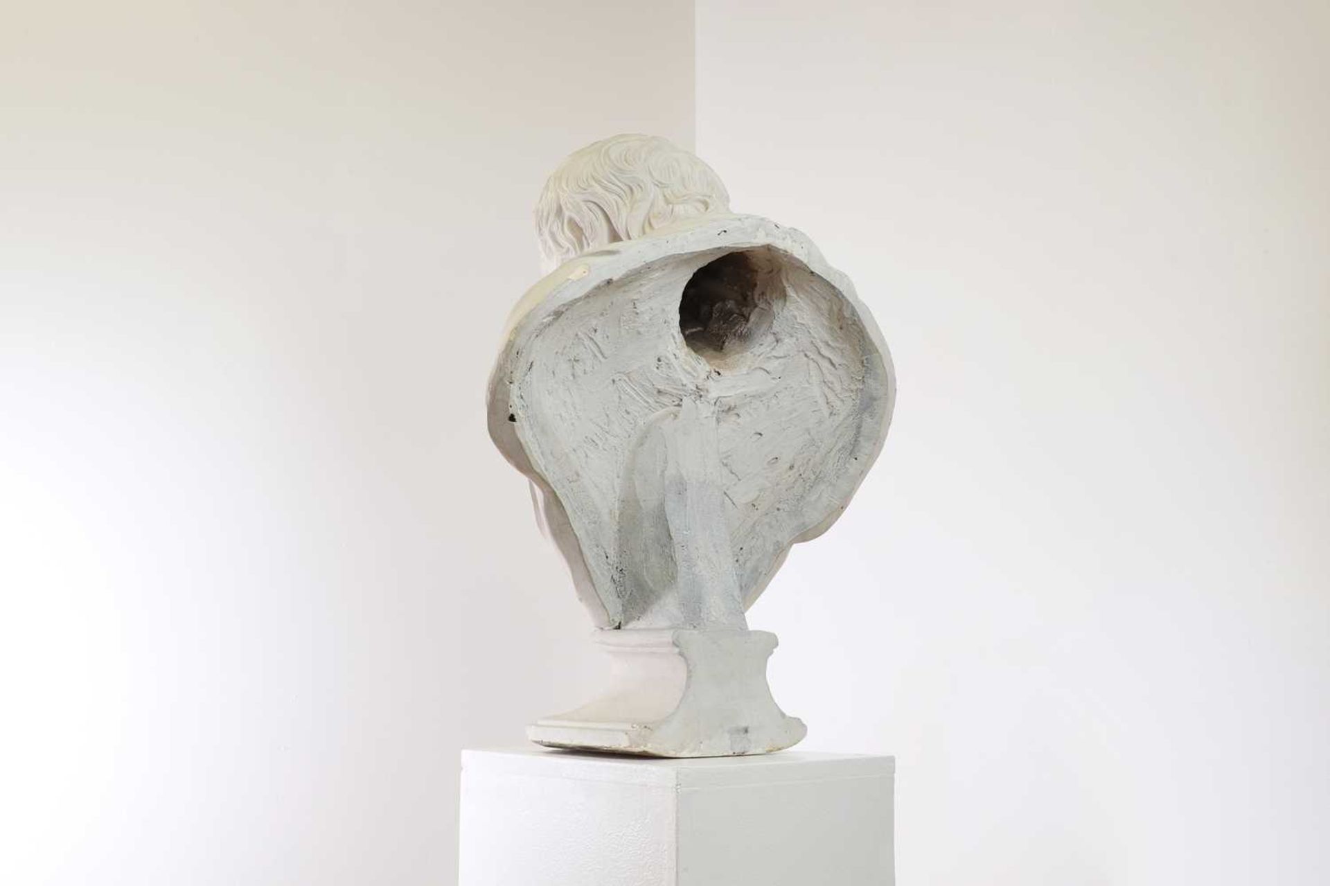 A large plaster bust of the Pseudo-Seneca, - Bild 7 aus 10