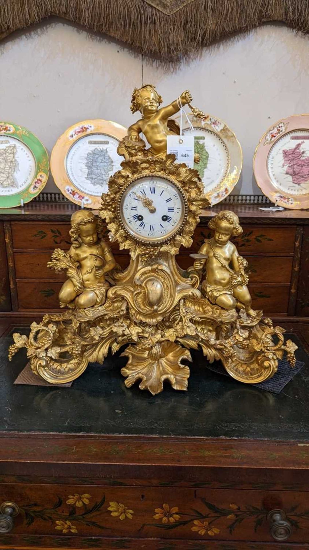 A gilt-bronze mantel clock, - Bild 21 aus 21