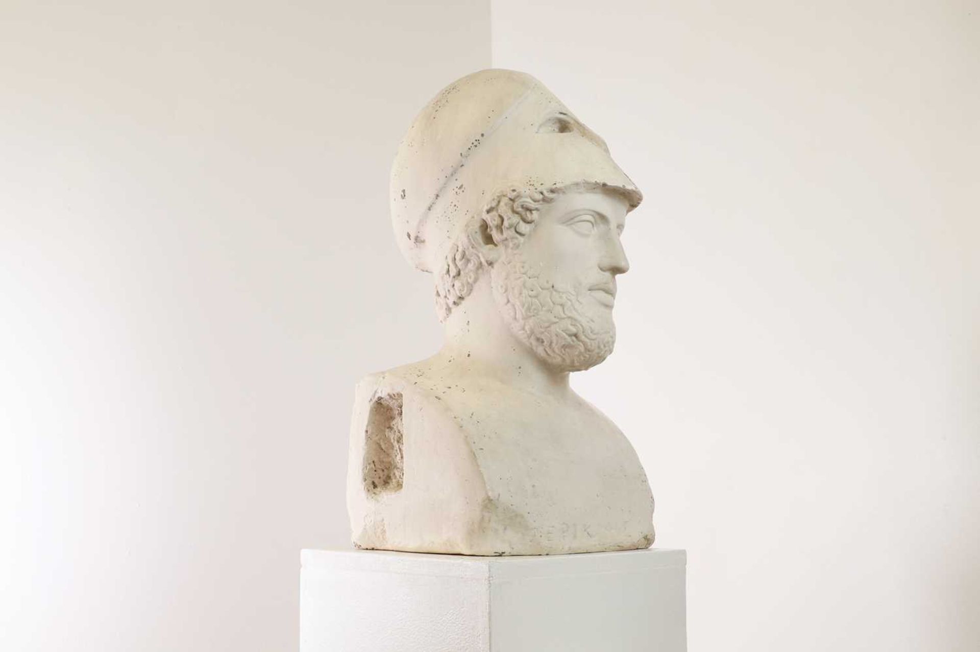 A plaster bust of Pericles after the antique, - Bild 3 aus 9