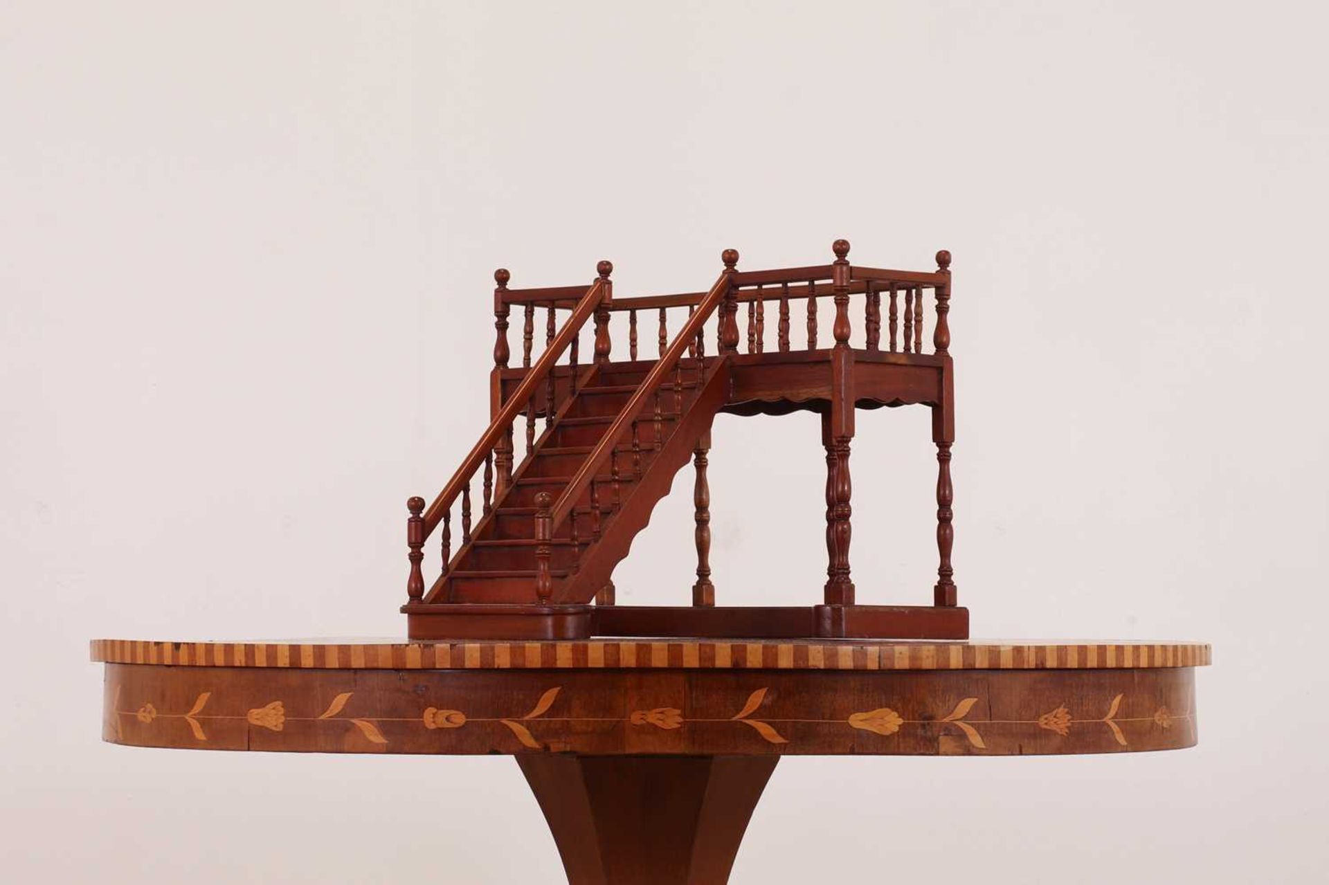 Two wooden architectural models of staircases, - Bild 7 aus 39