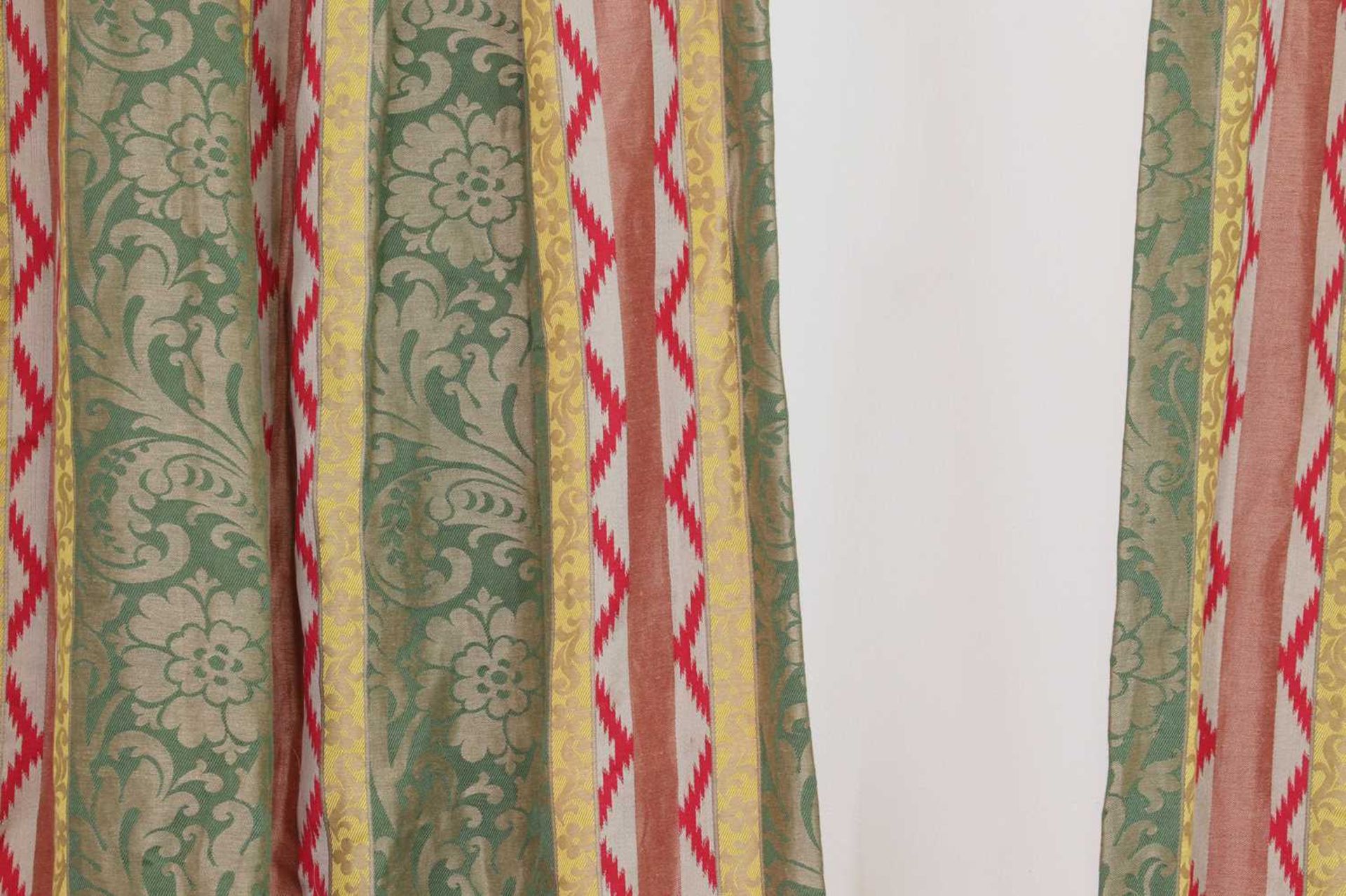 Two pairs of striped silk curtains, - Image 4 of 9