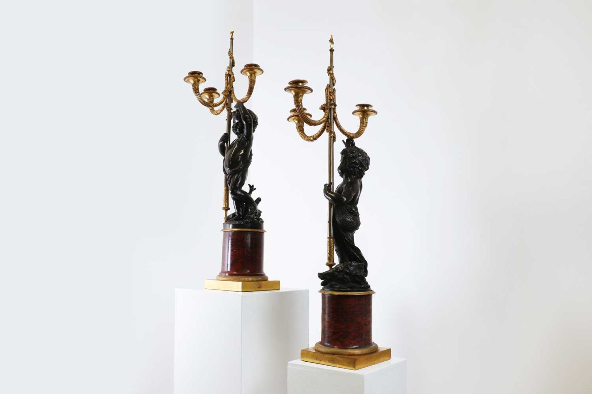 A pair of French Empire bronze and marble candelabra attributed to François Rémond (c.1747-1812), - Bild 5 aus 23