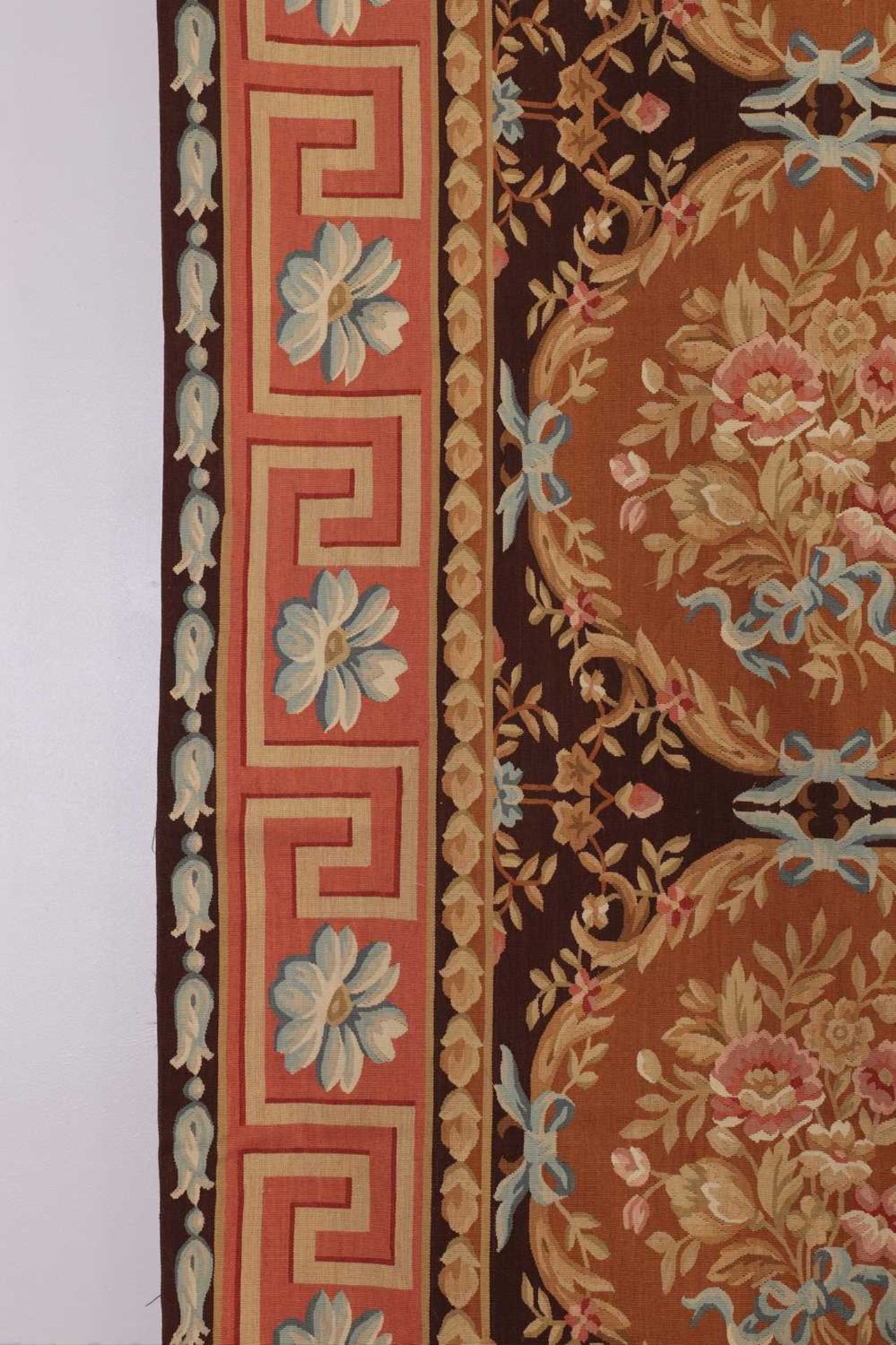 A flat-weave wool carpet of Aubusson design, - Image 6 of 6