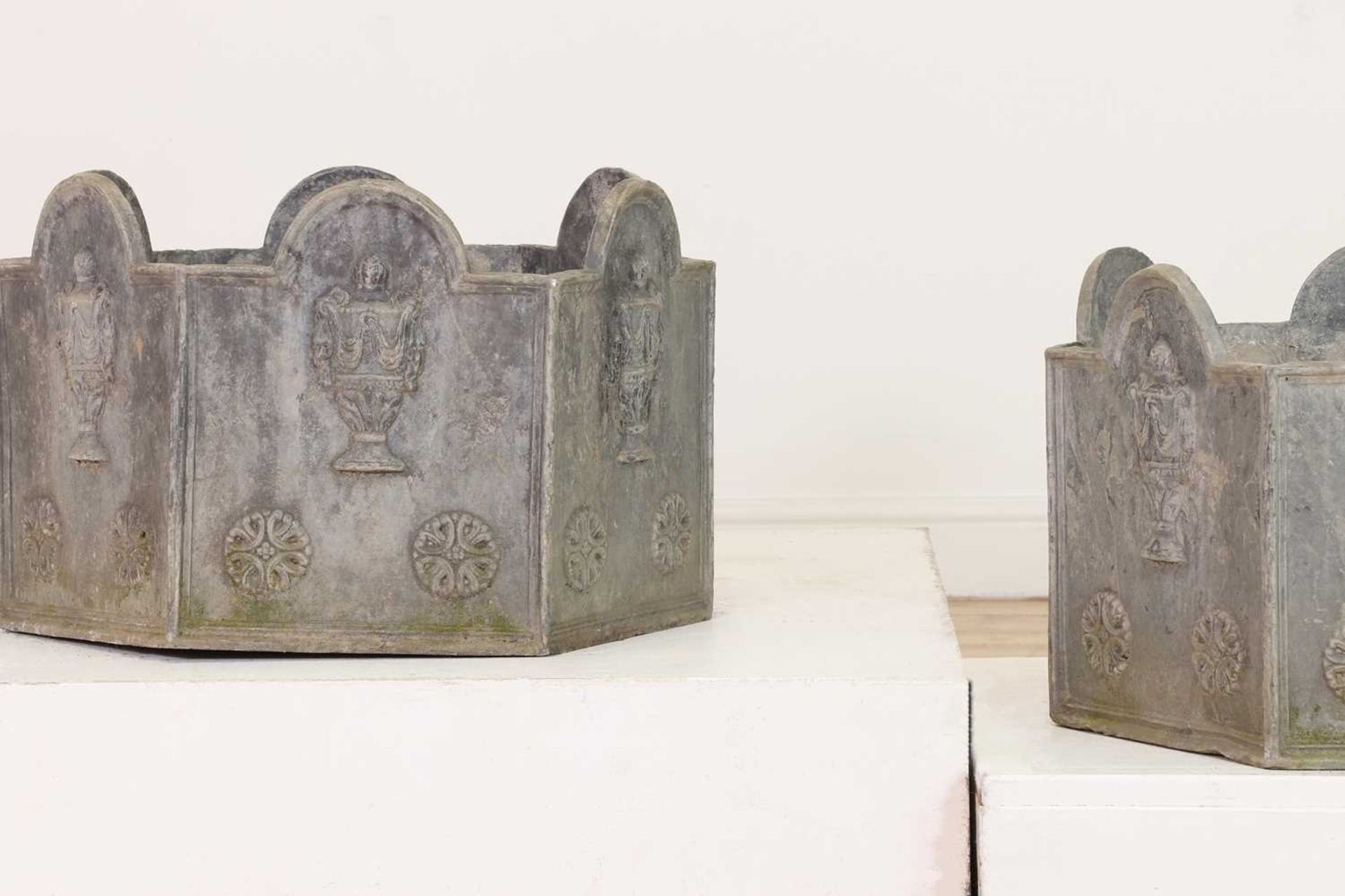 A pair of lead octagonal planters, - Image 2 of 5
