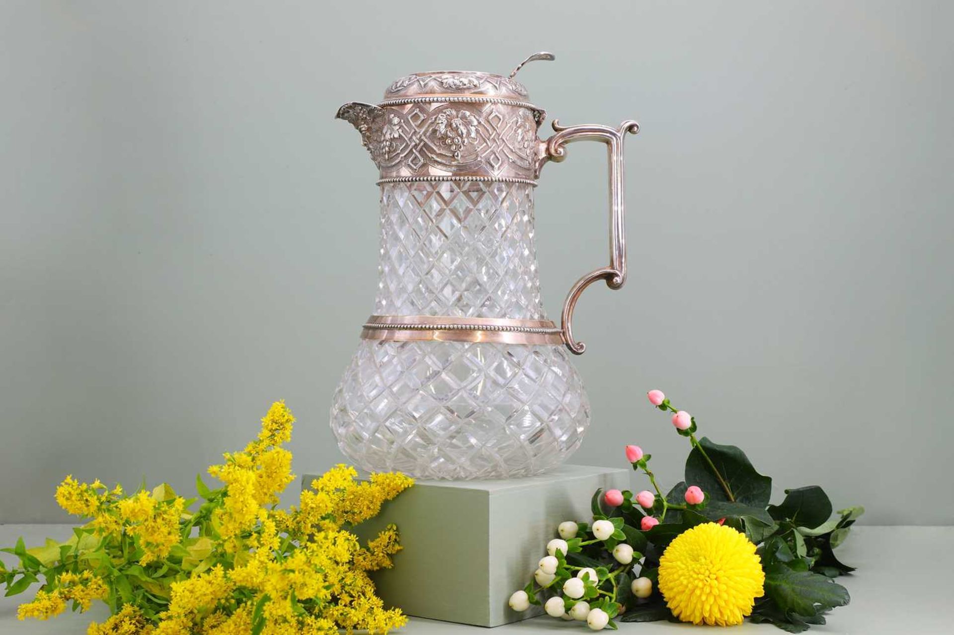 A silver-mounted cut-glass lemonade or water jug, - Image 2 of 8