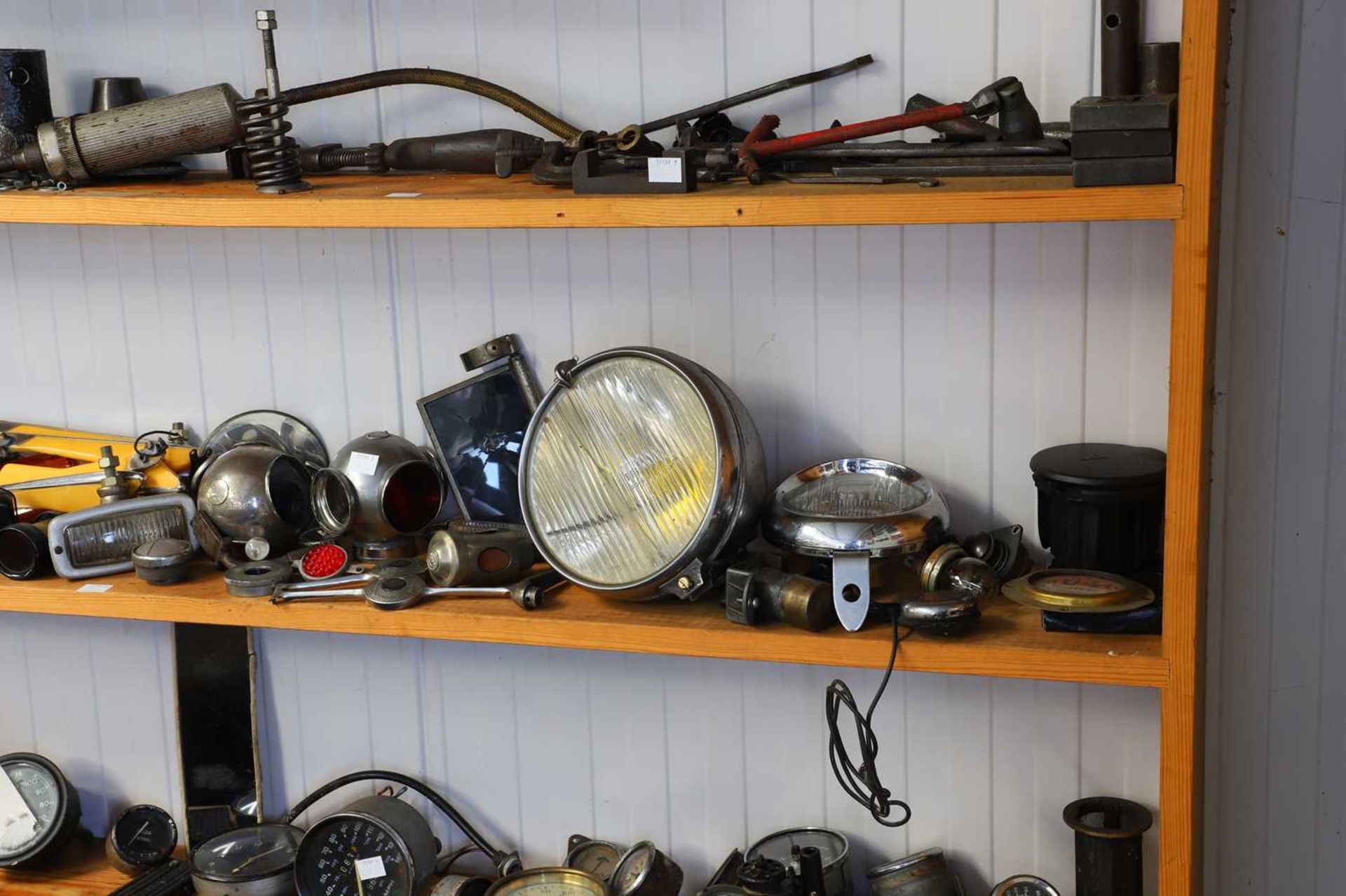 Various motoring lamps,