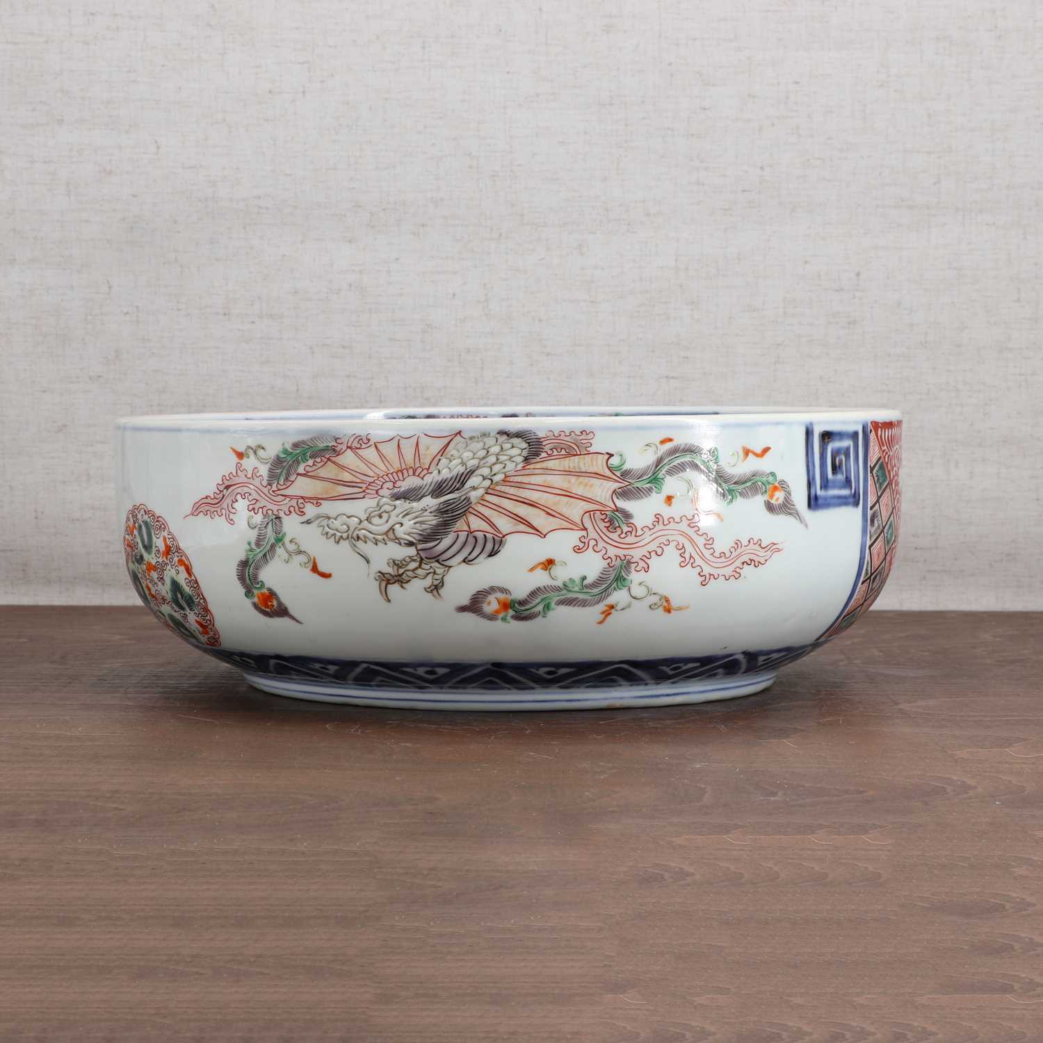 A Japanese Imari bowl, - Image 2 of 16