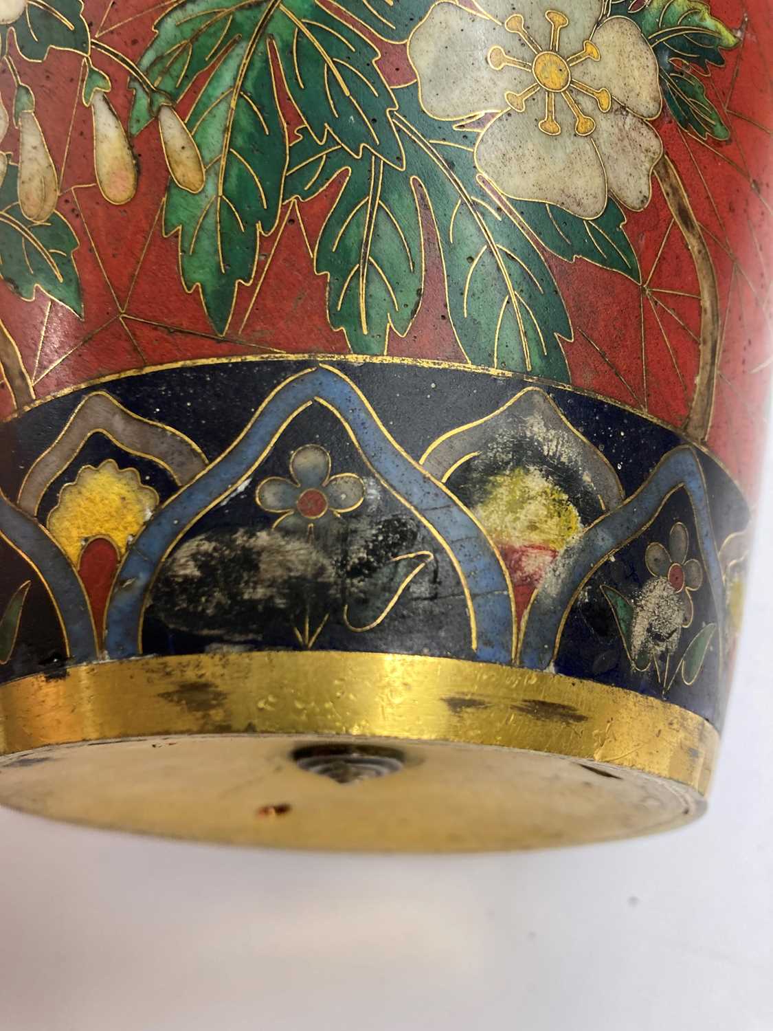 A Japanese cloisonné vase, - Image 15 of 20