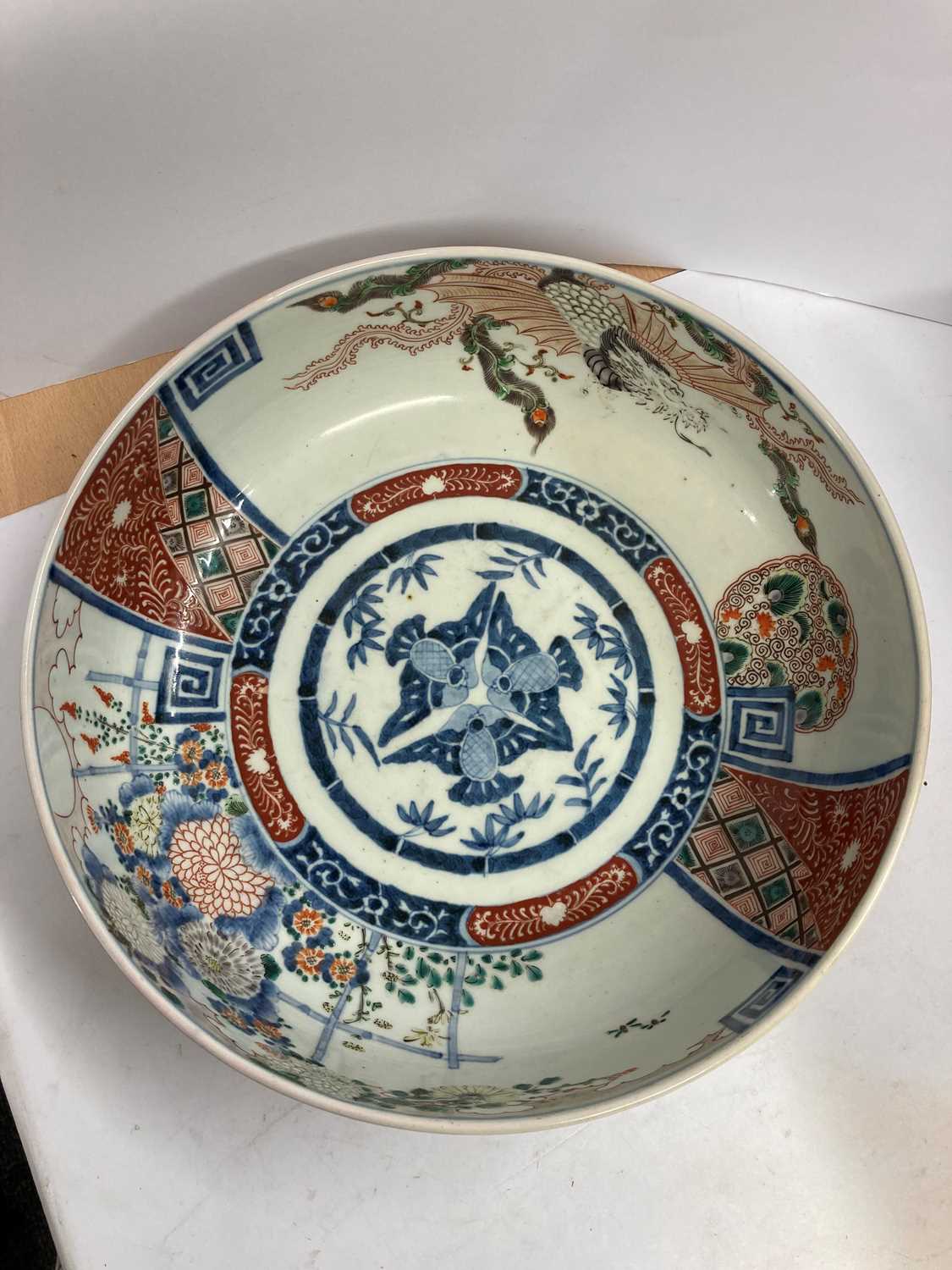 A Japanese Imari bowl, - Image 16 of 16