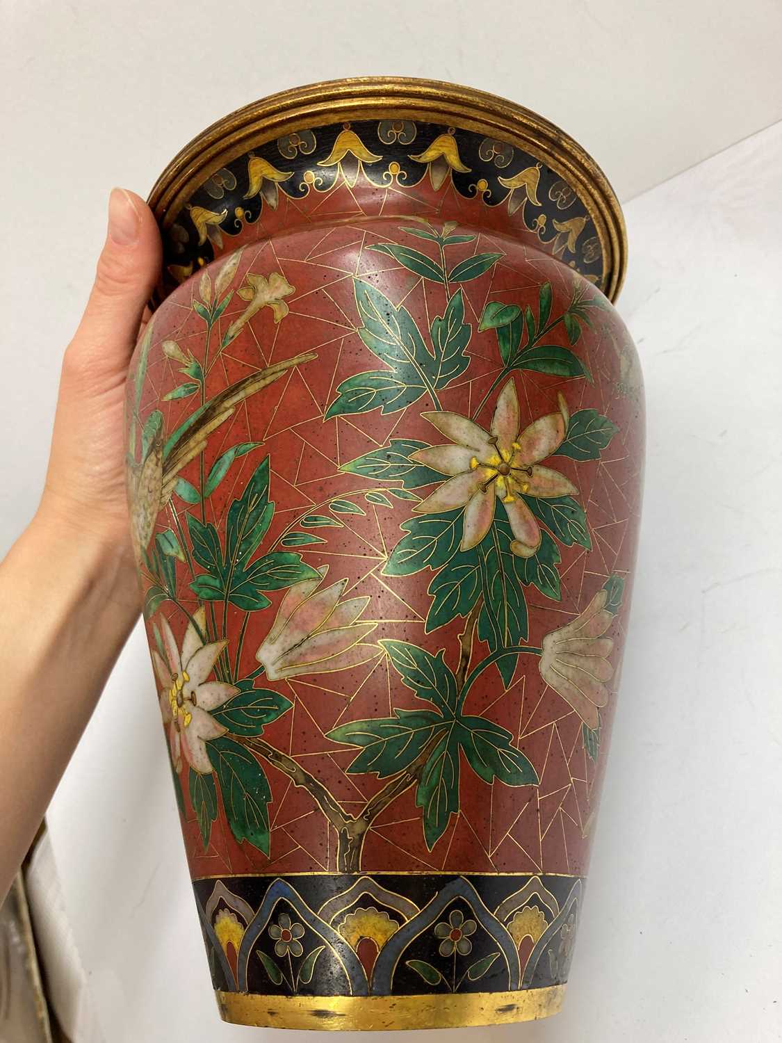 A Japanese cloisonné vase, - Image 18 of 20