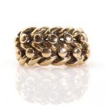 An 18ct gold keepers ring,