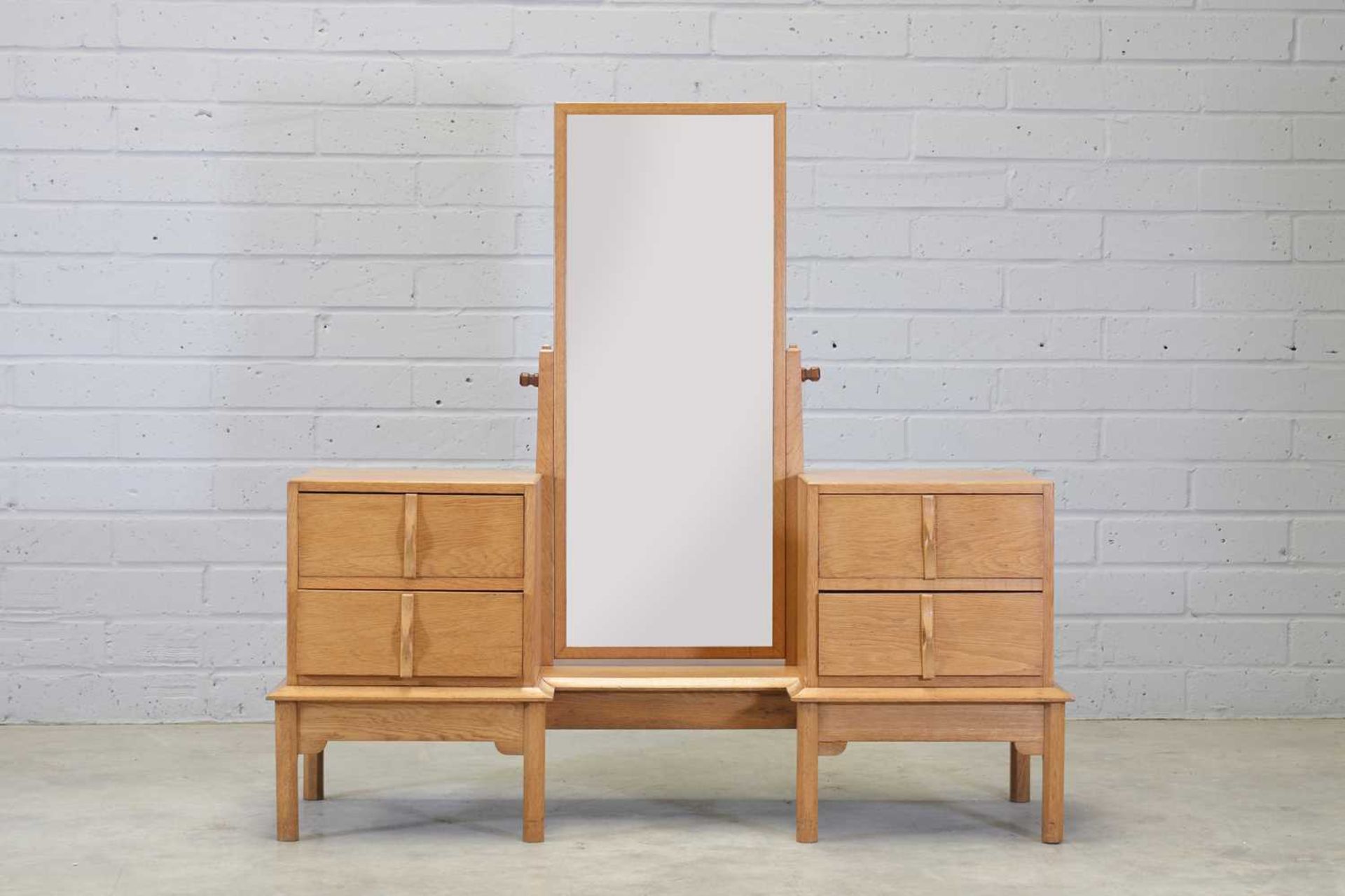 A Gordon Russell oak dressing table,