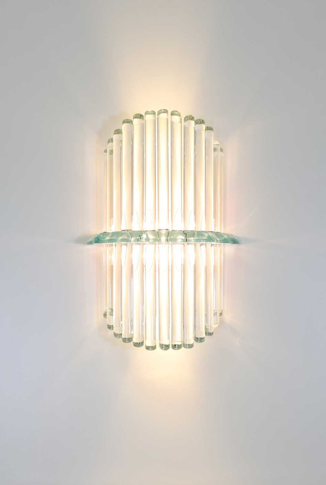 A contemporary wall light, - Image 2 of 5