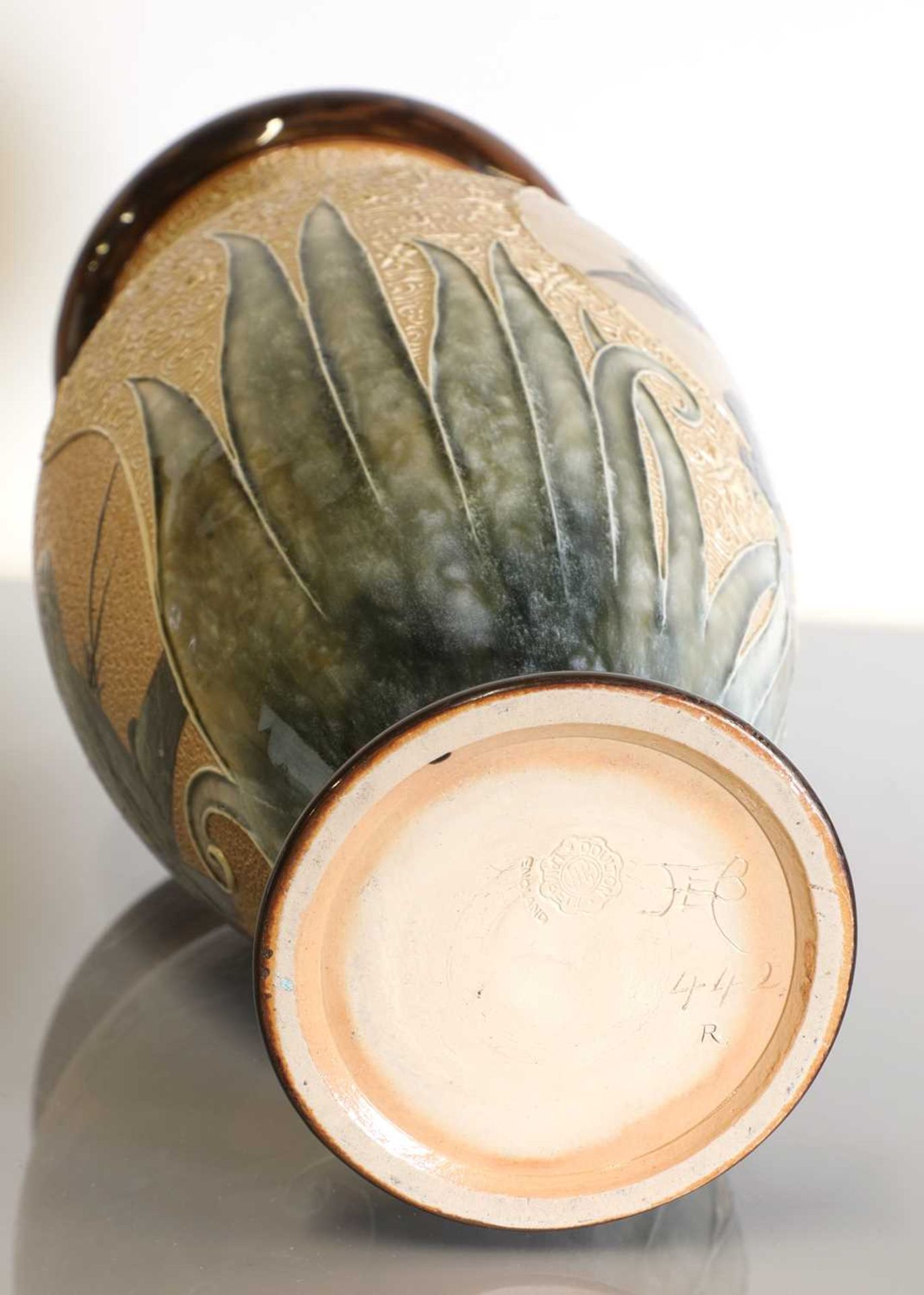 A Doulton Lambeth stoneware vase, - Bild 5 aus 5
