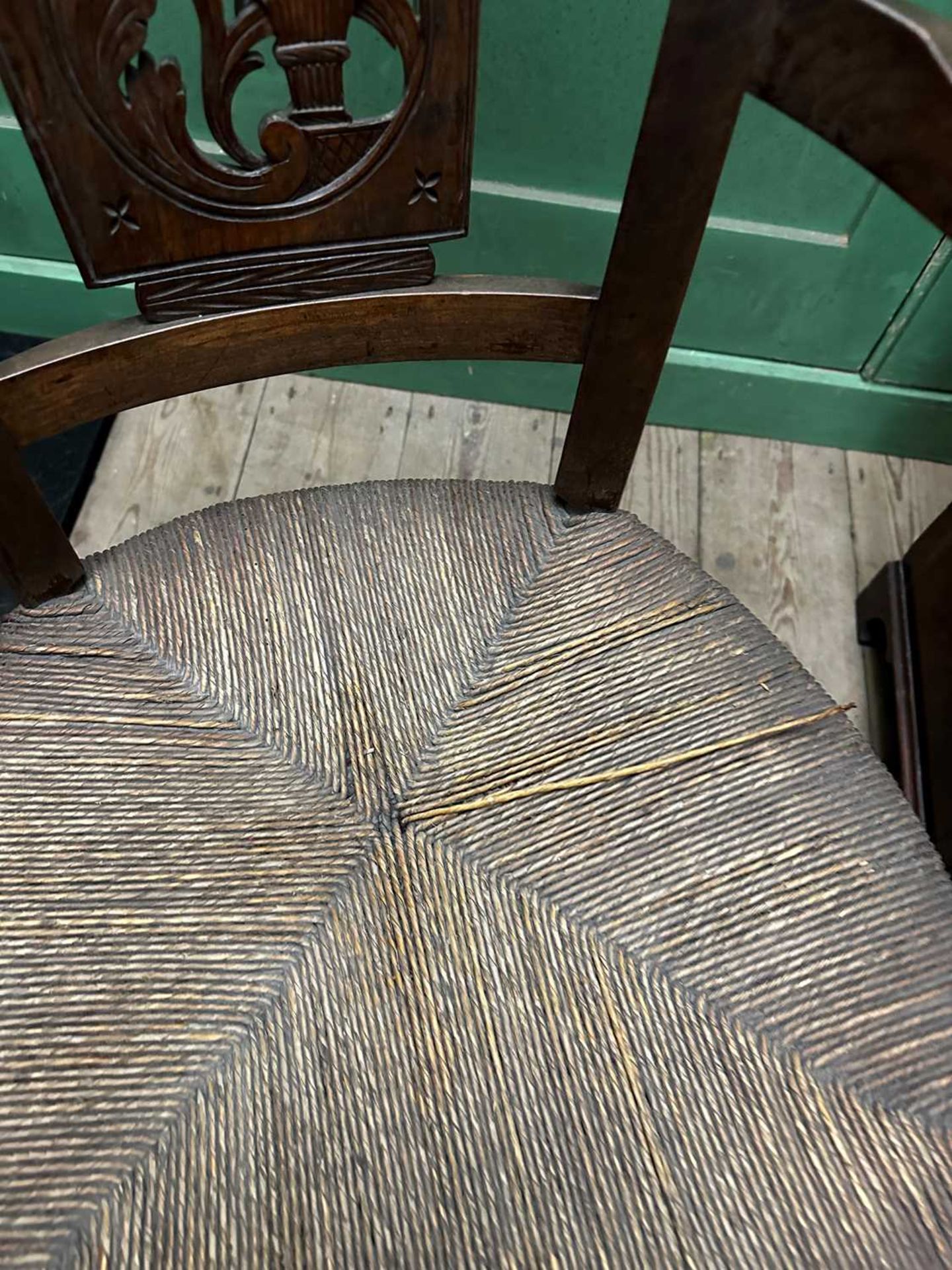 ☘ A set of four Biedermeier walnut bar-back armchairs, - Bild 22 aus 26